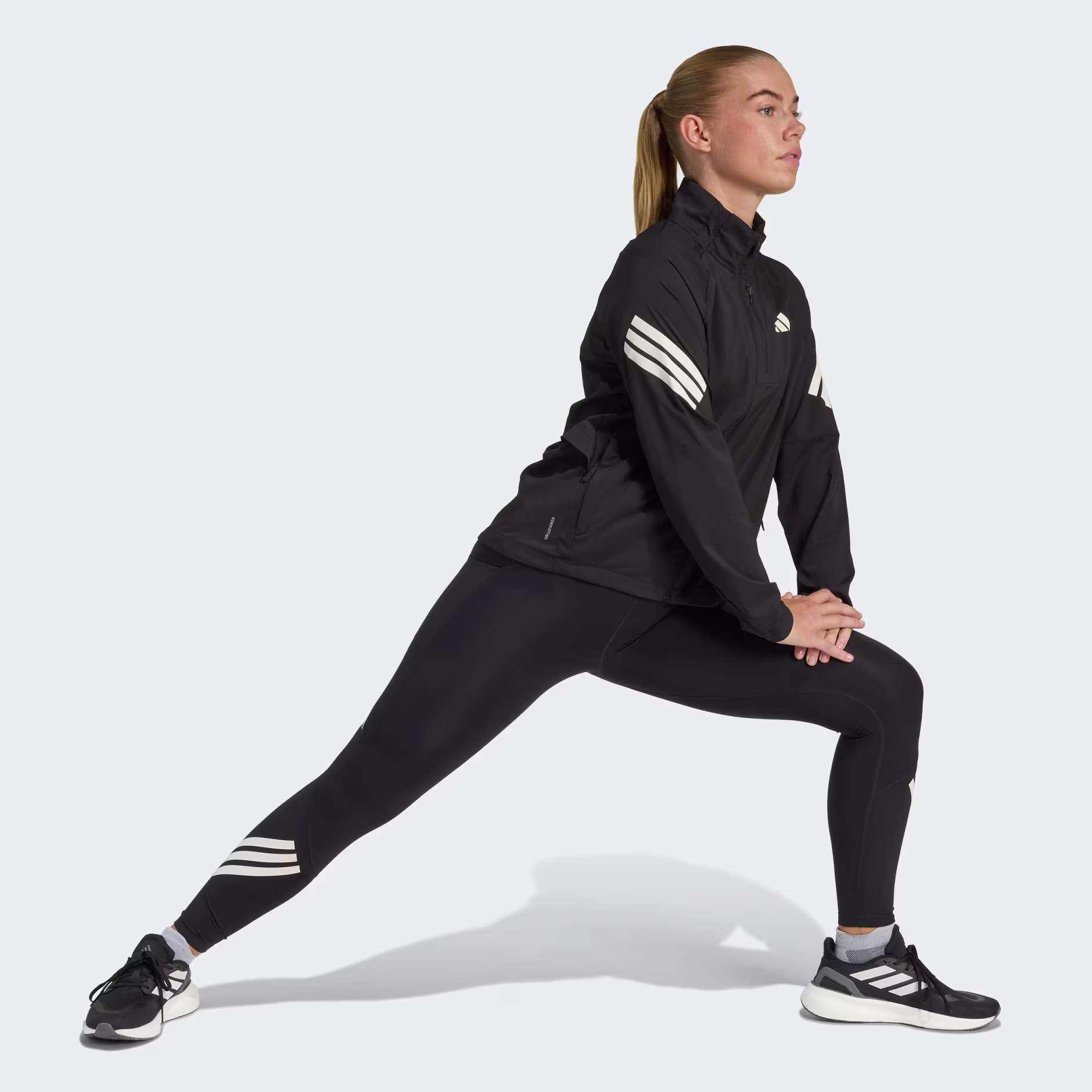 Adidas ქალის  ქურთუკი