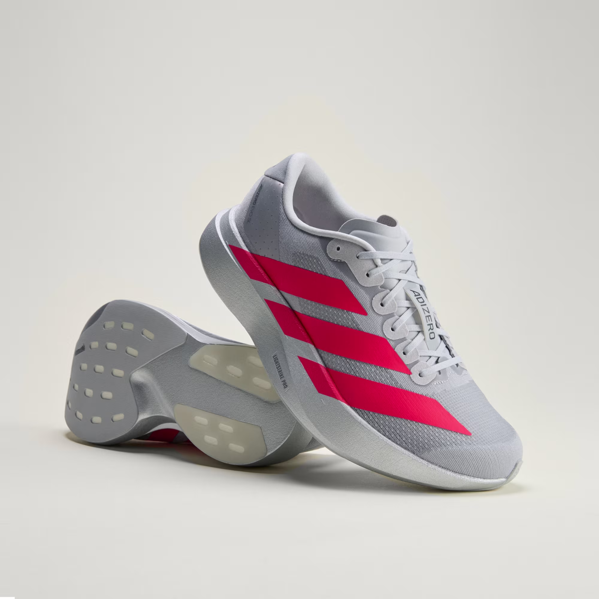 Adidas მამაკაცის სპორტული ფეხსაცმელი