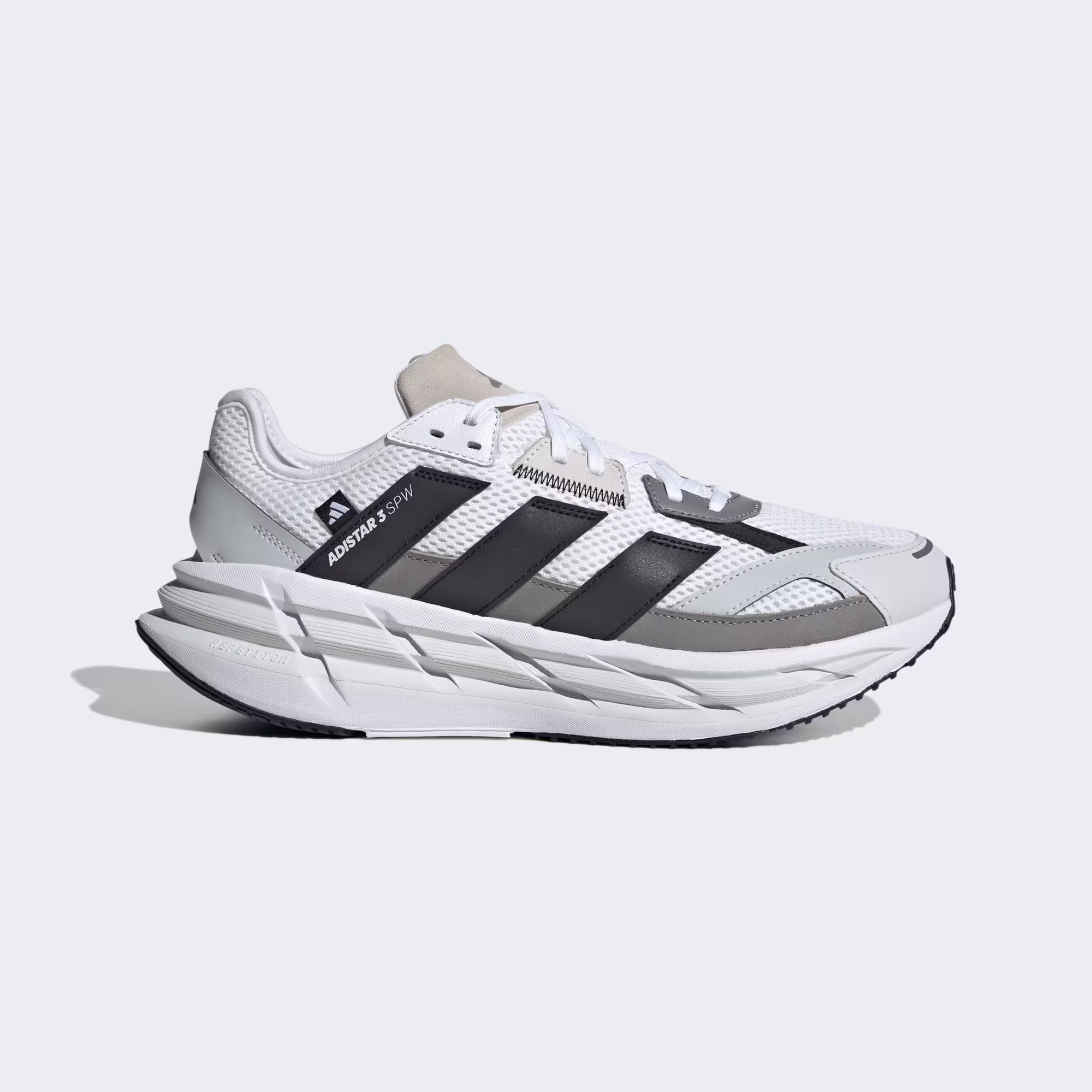 Adidas მამაკაცის სპორტული ფეხსაცმელი