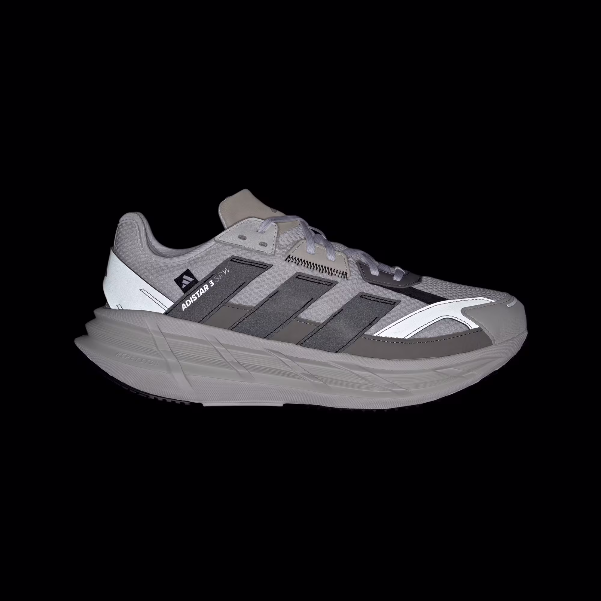 Adidas მამაკაცის სპორტული ფეხსაცმელი