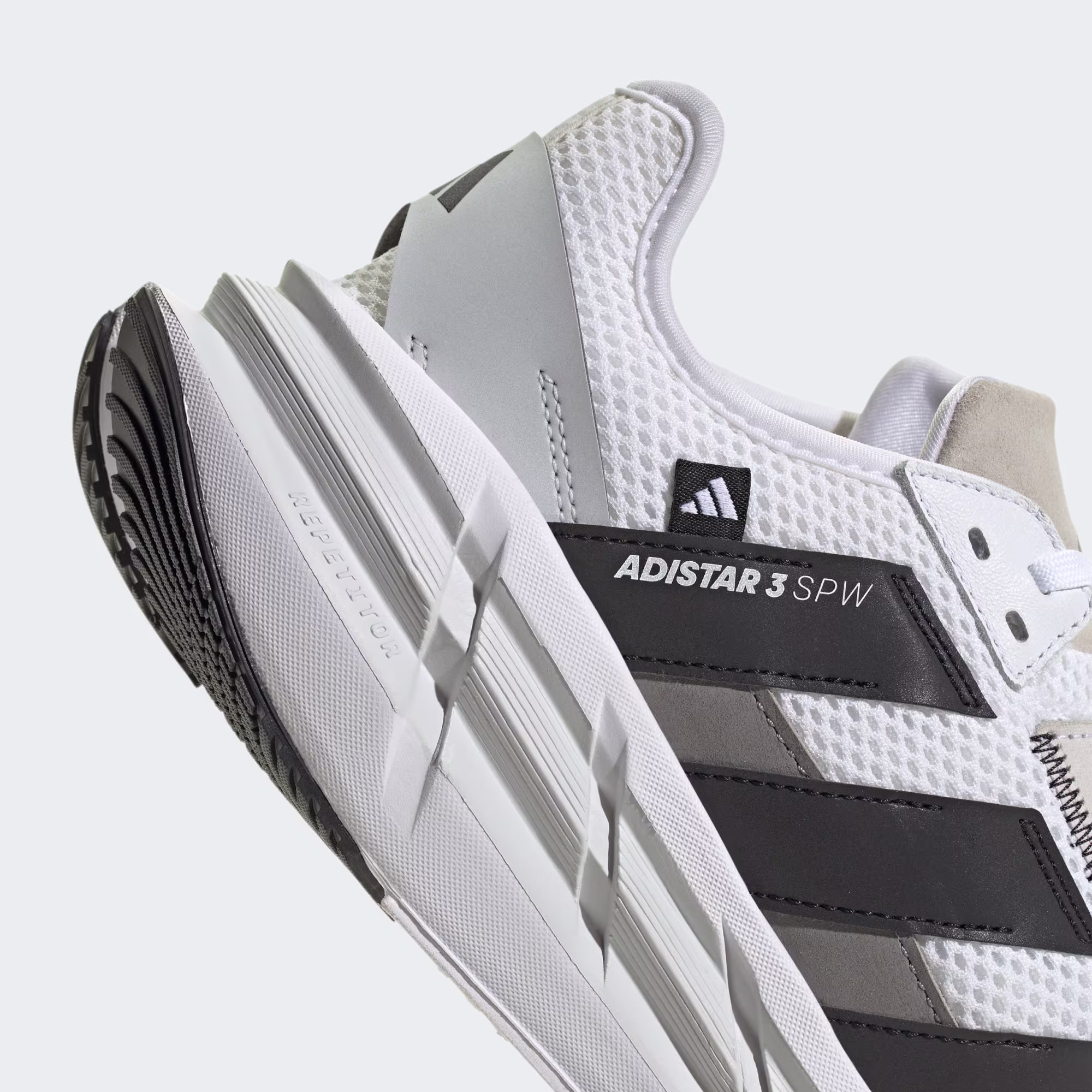 Adidas მამაკაცის სპორტული ფეხსაცმელი