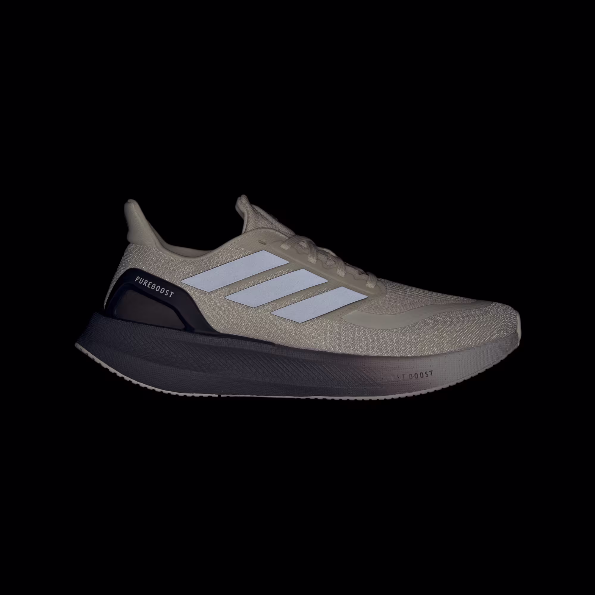 Adidas მამაკაცის სპორტული ფეხსაცმელი
