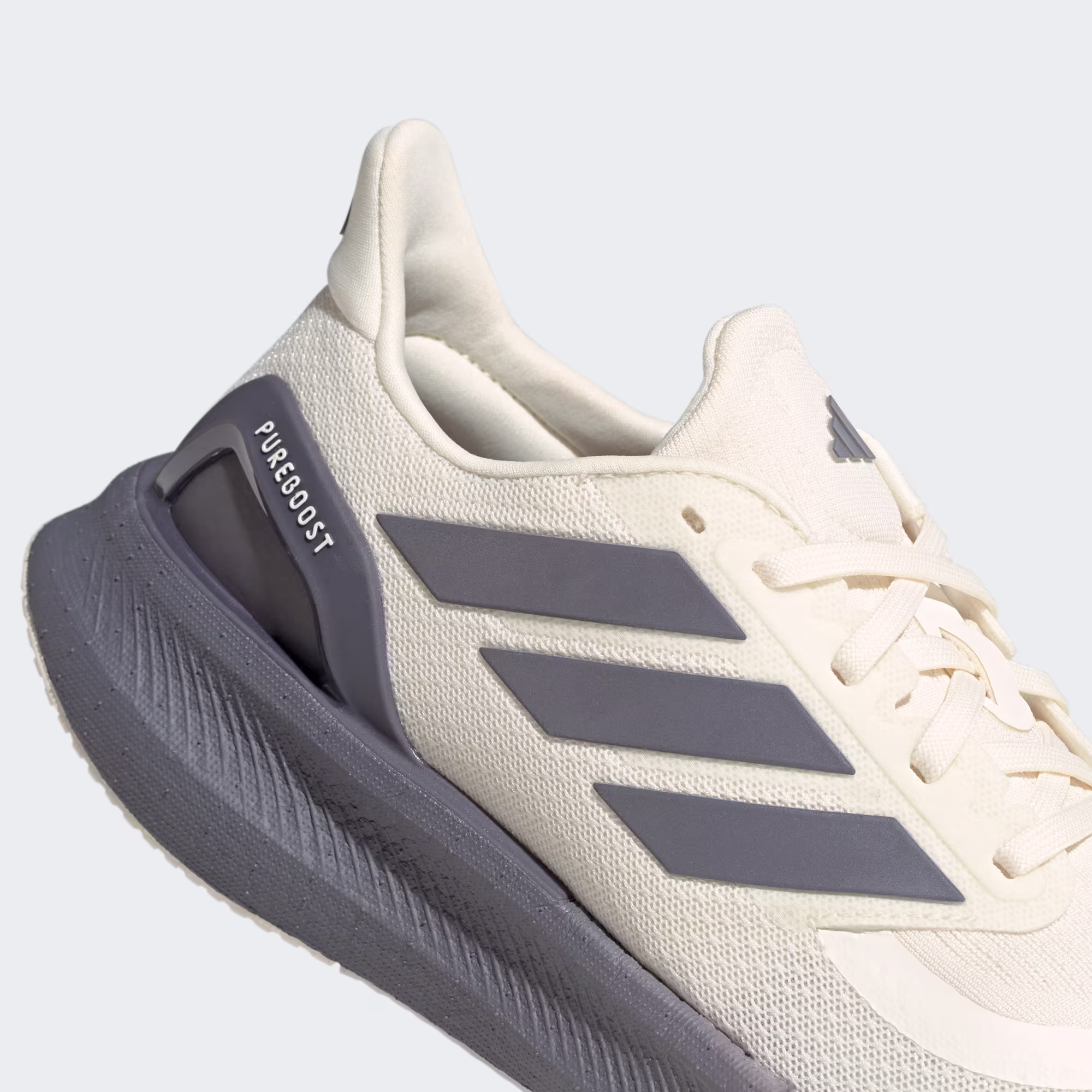 Adidas მამაკაცის სპორტული ფეხსაცმელი
