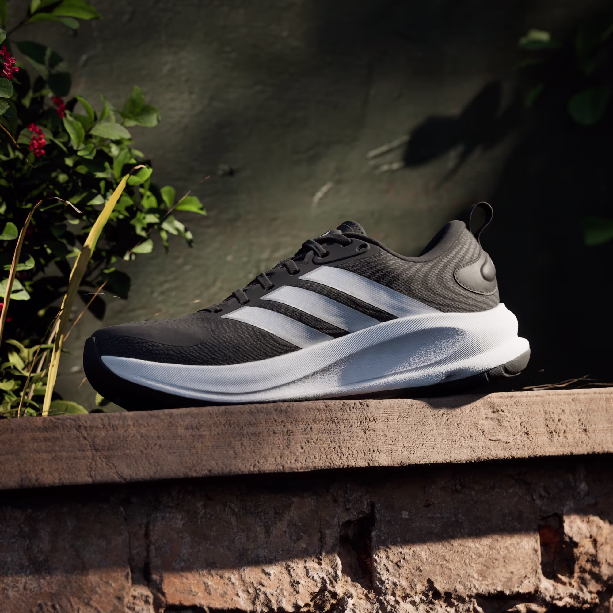 Adidas მამაკაცის სპორტული ფეხსაცმელი