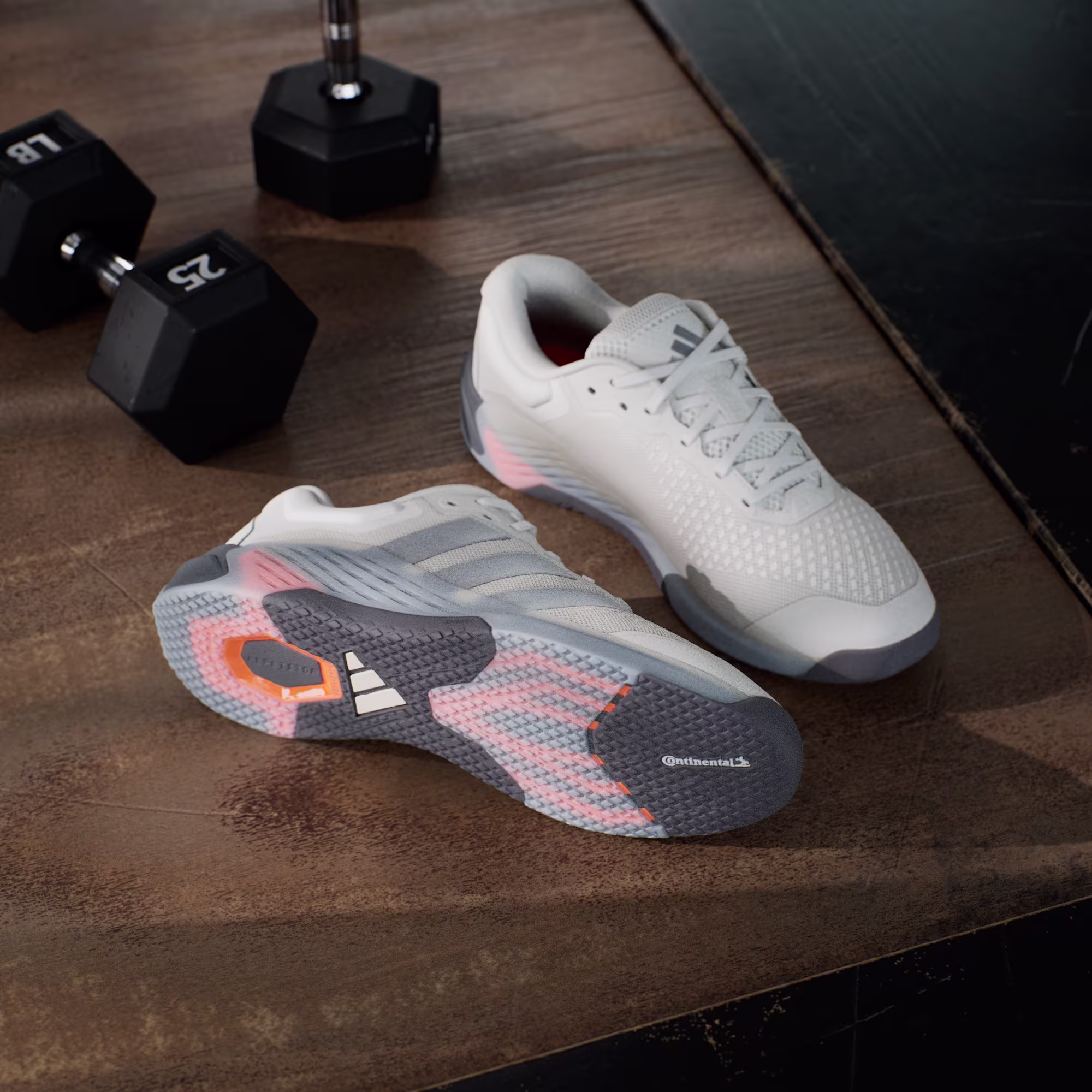 Adidas მამაკაცის სპორტული ფეხსაცმელი
