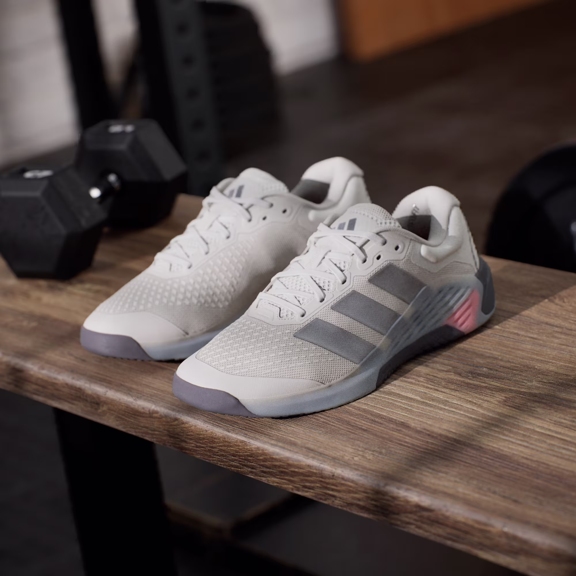 Adidas მამაკაცის სპორტული ფეხსაცმელი