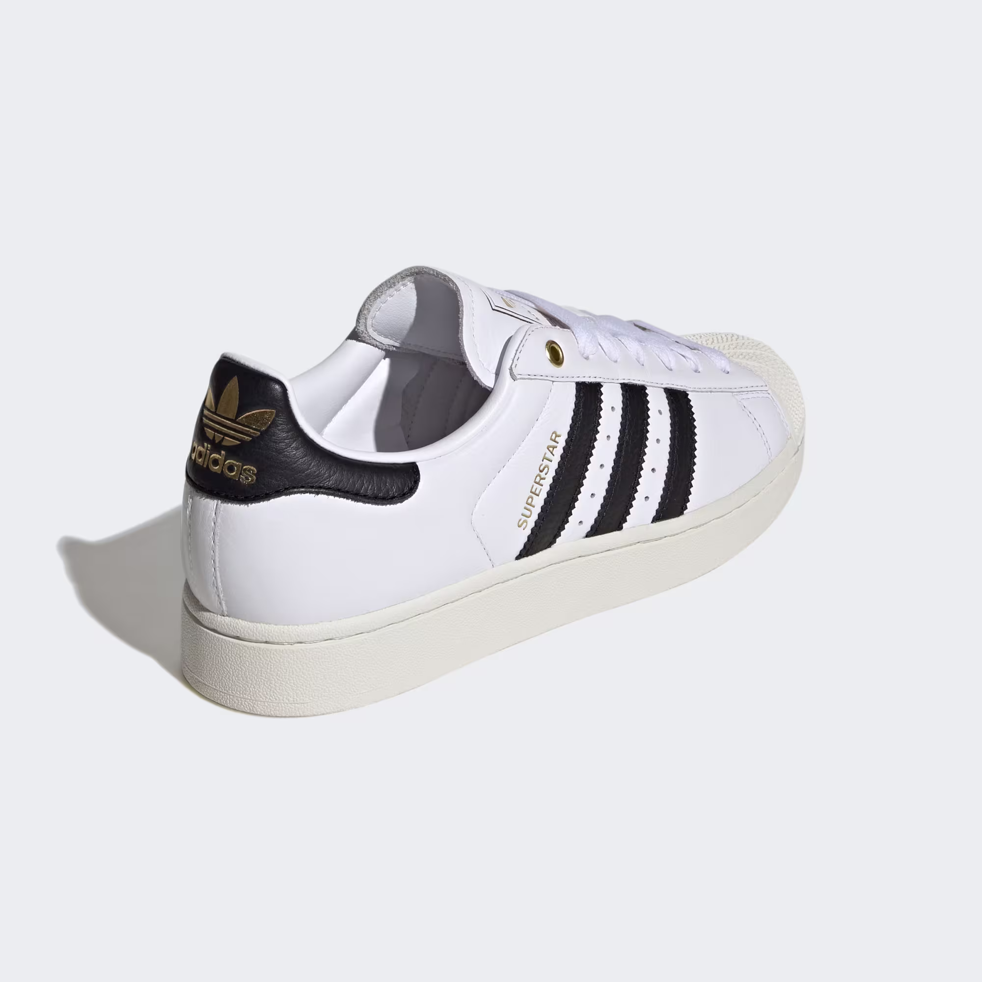 Adidas მამაკაცის სპორტული ფეხსაცმელი