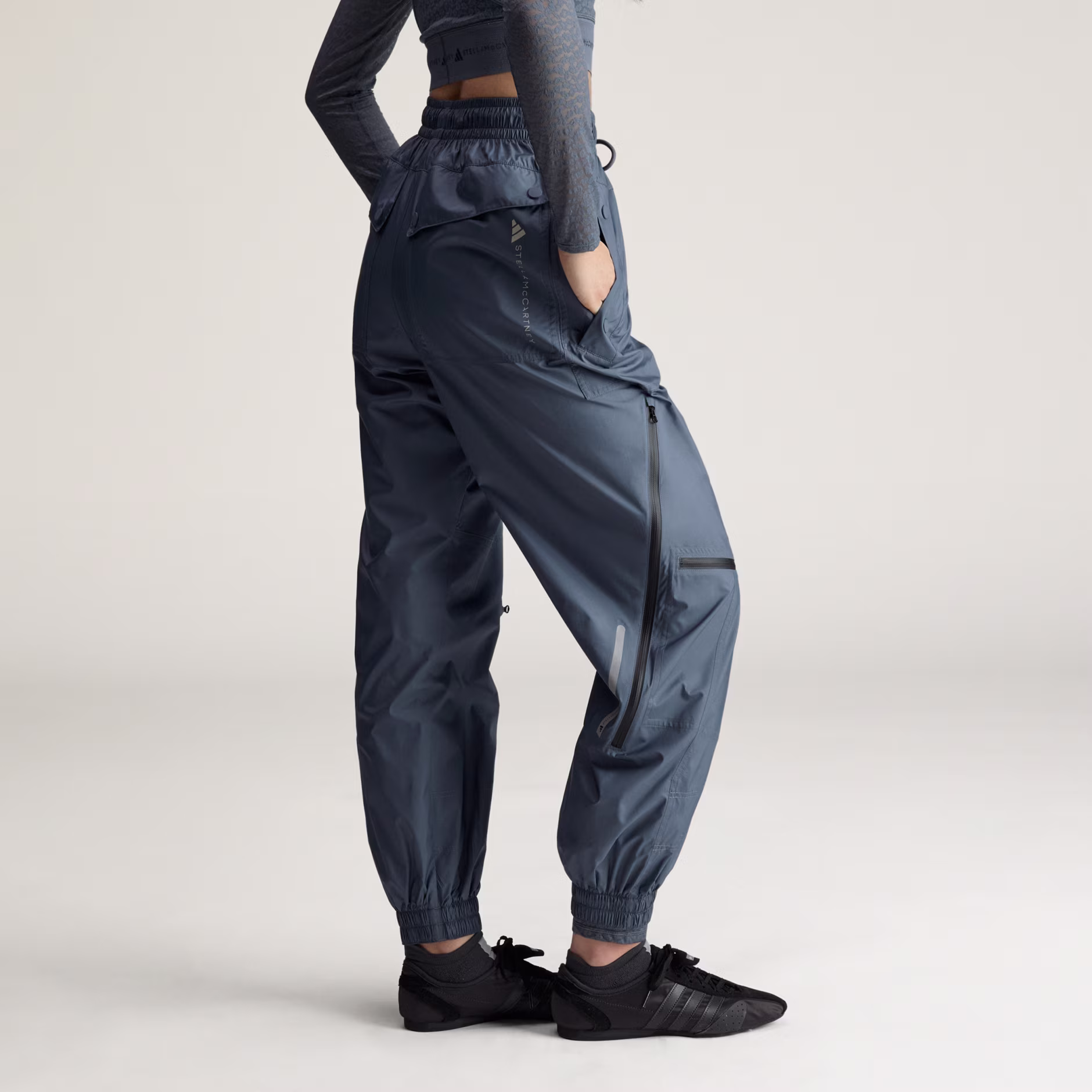 Adidas ქალის შარვალი