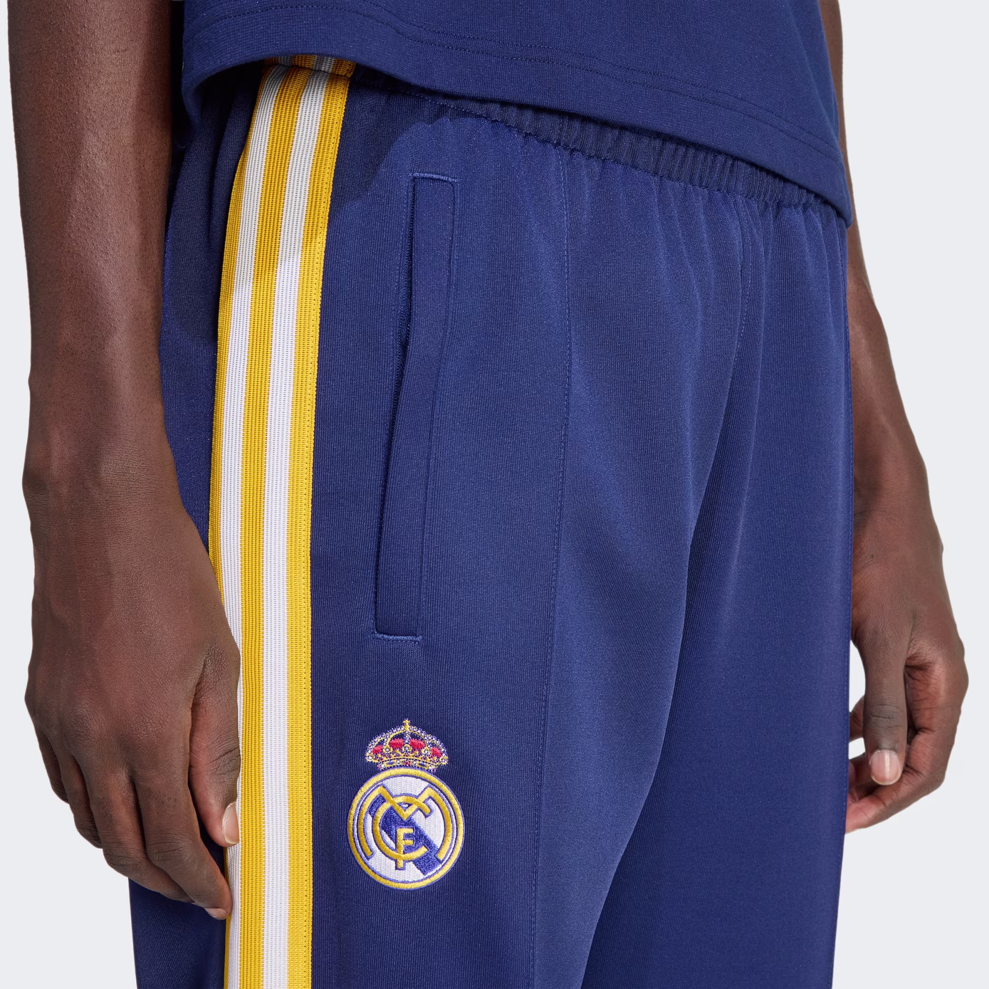 Adidas მამაკაცის შარვალი