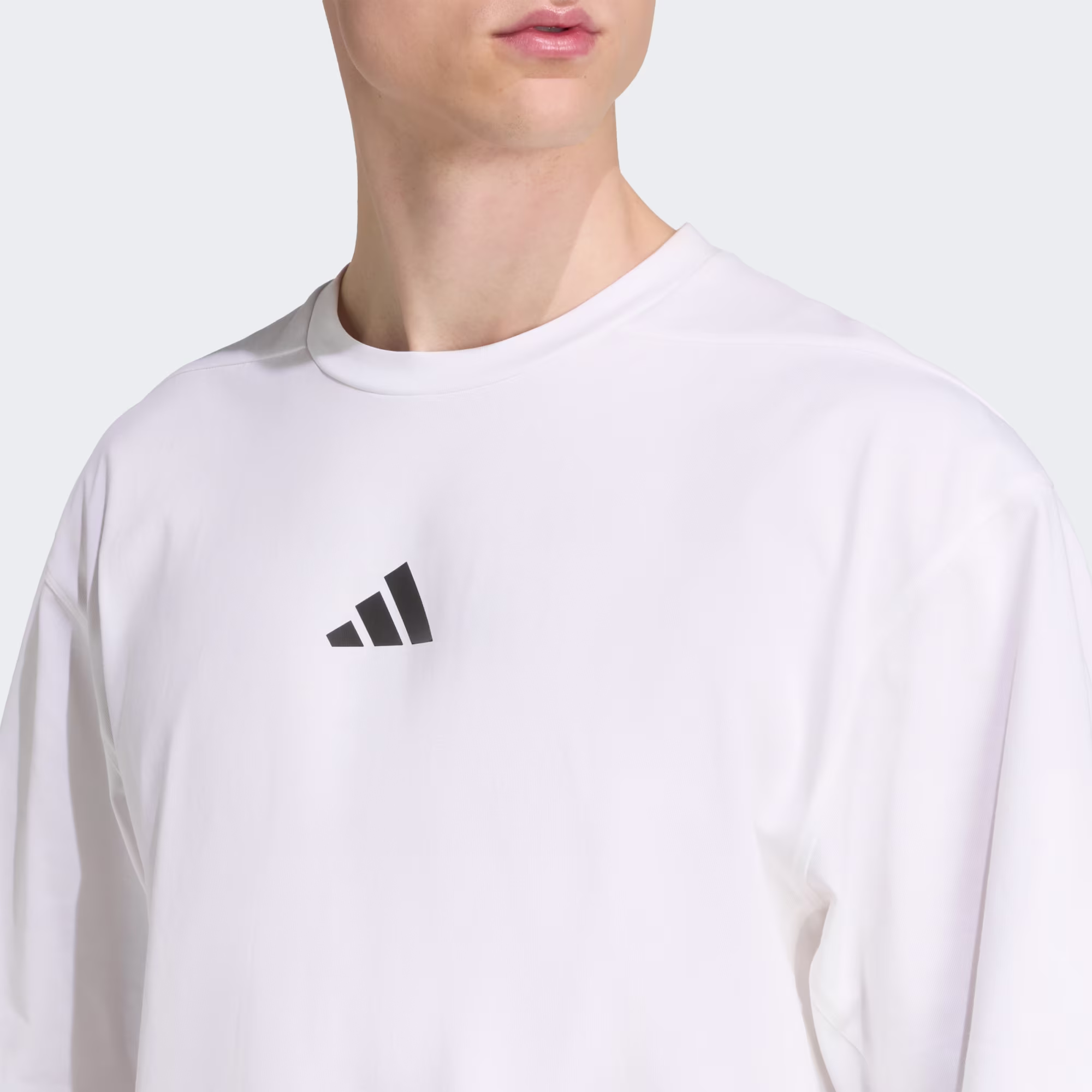 Adidas მამაკაცის მაისური