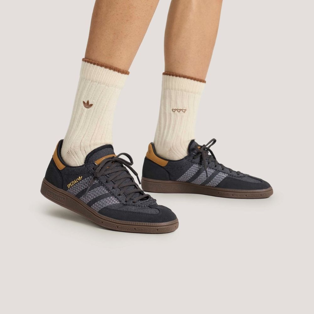 Adidas მამაკაცის სპორტული ფეხსაცმელი