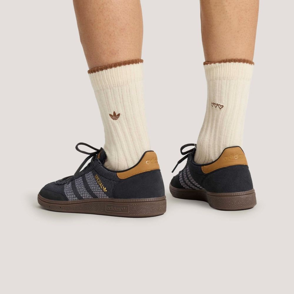 Adidas მამაკაცის სპორტული ფეხსაცმელი