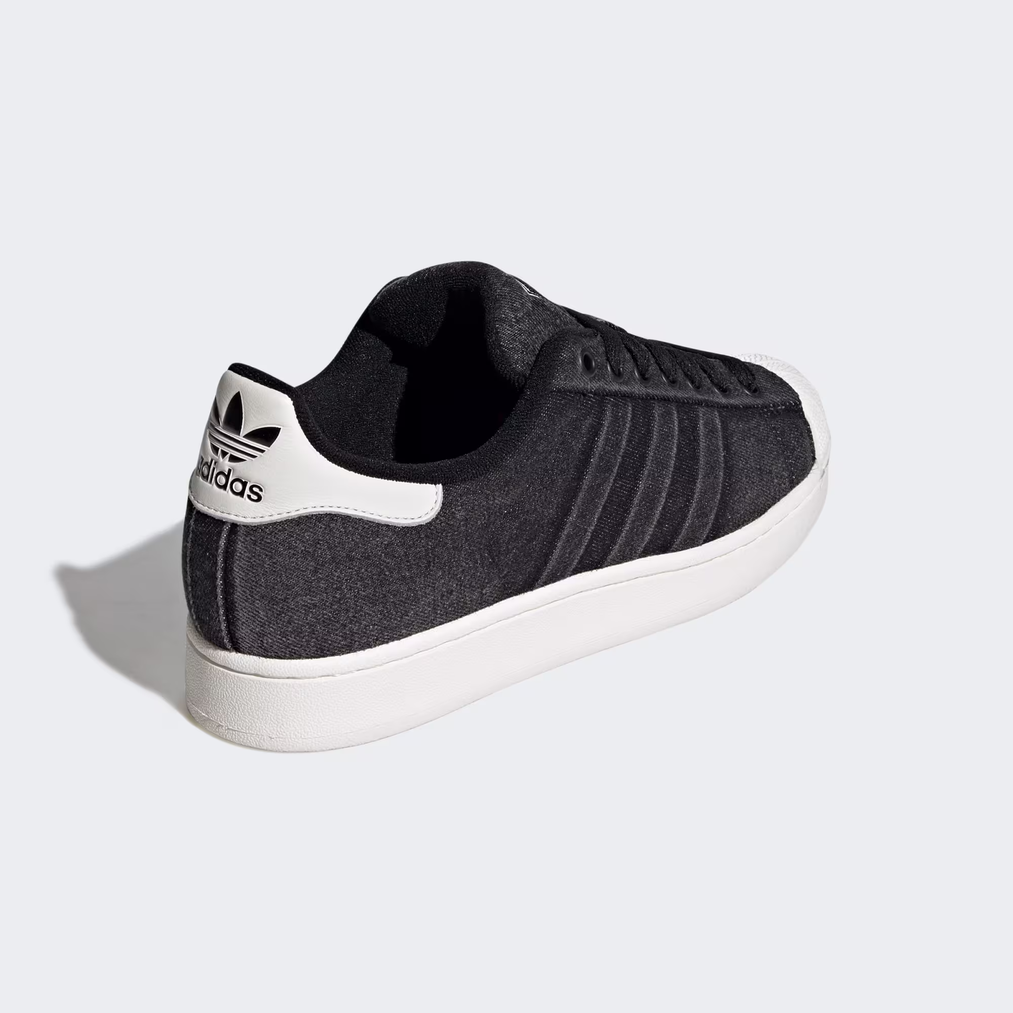 Adidas მამაკაცის სპორტული ფეხსაცმელი