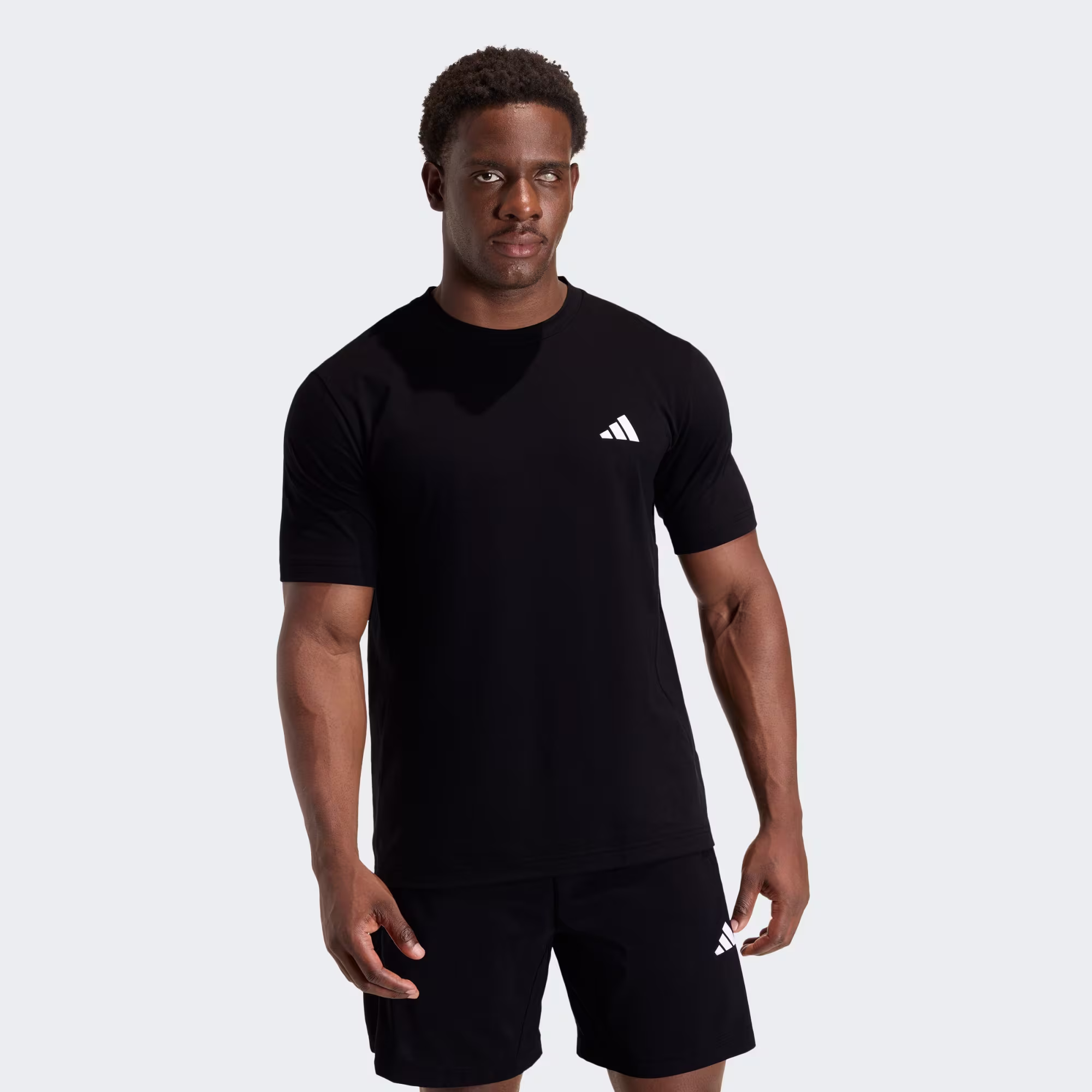 Adidas მამაკაცის მაისური