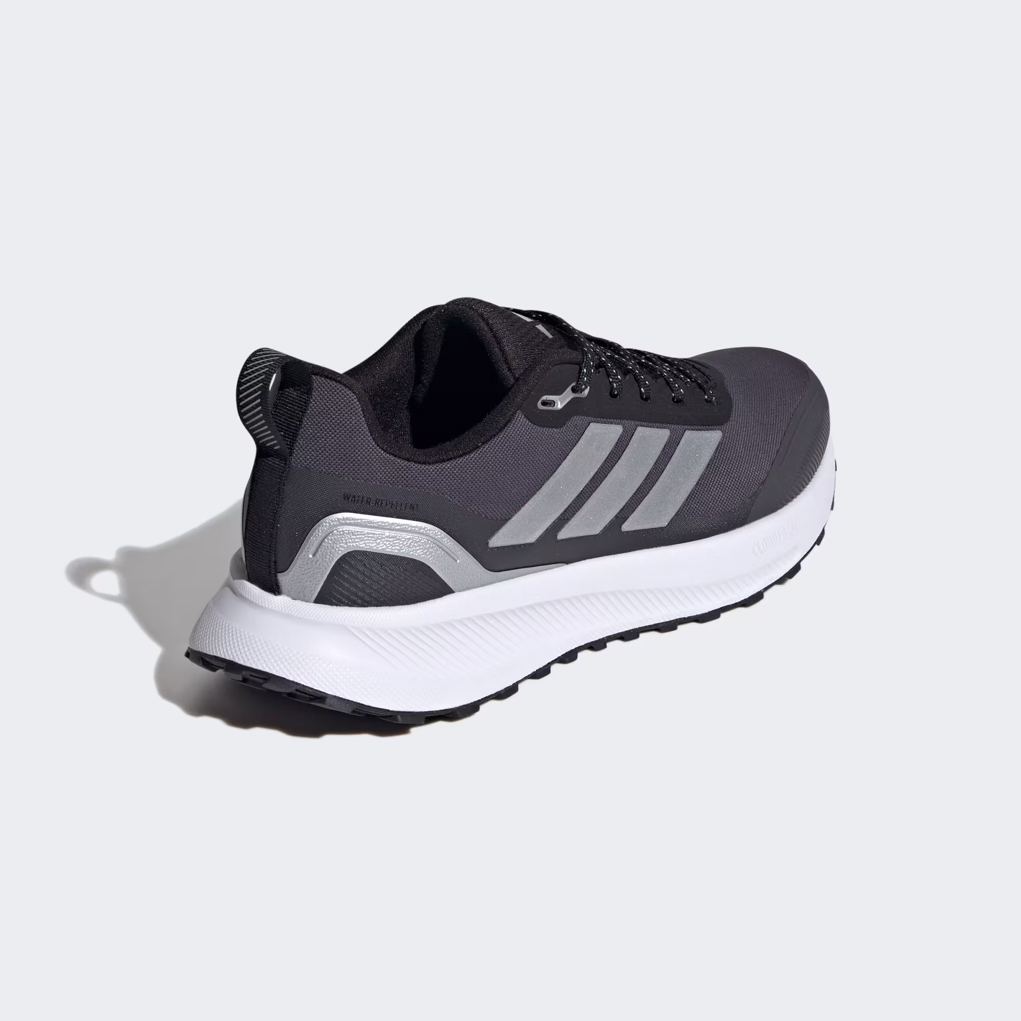 Adidas ქალის სპორტული ფეხსაცმელი