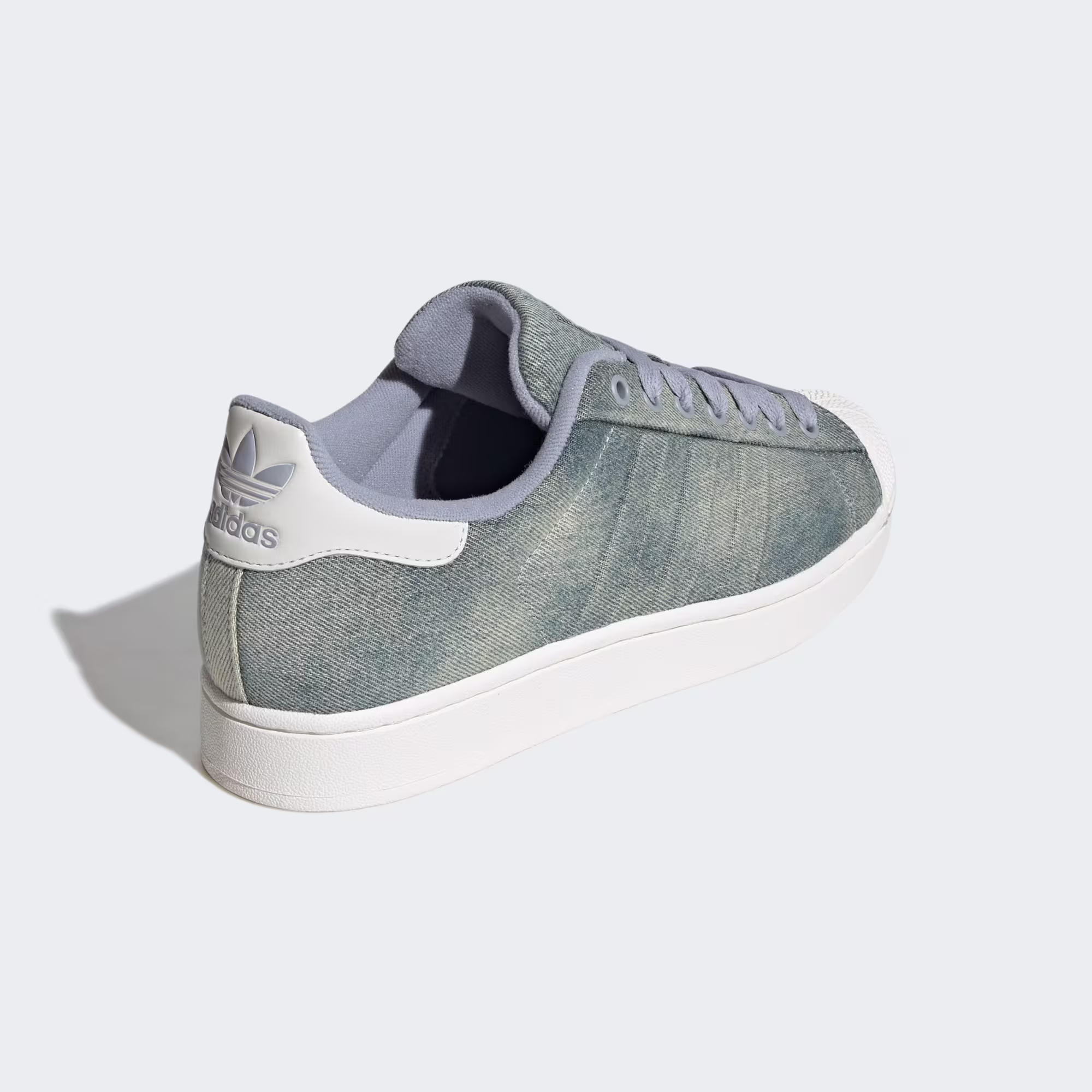 Adidas მამაკაცის სპორტული ფეხსაცმელი