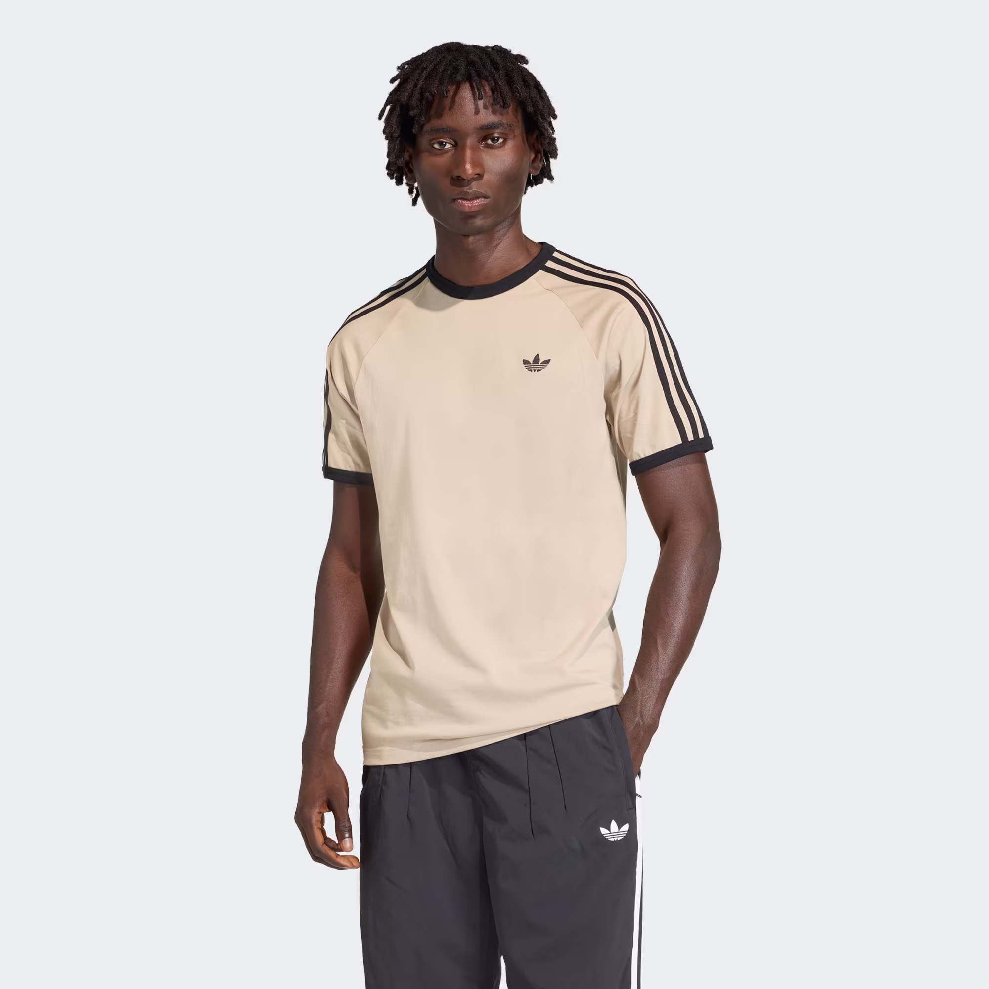 Adidas მამაკაცის მაისური