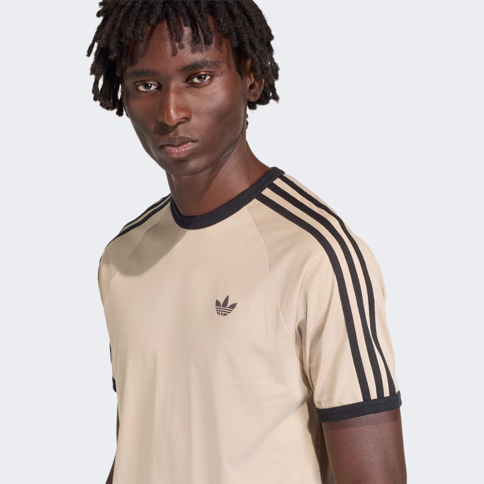 Adidas მამაკაცის მაისური