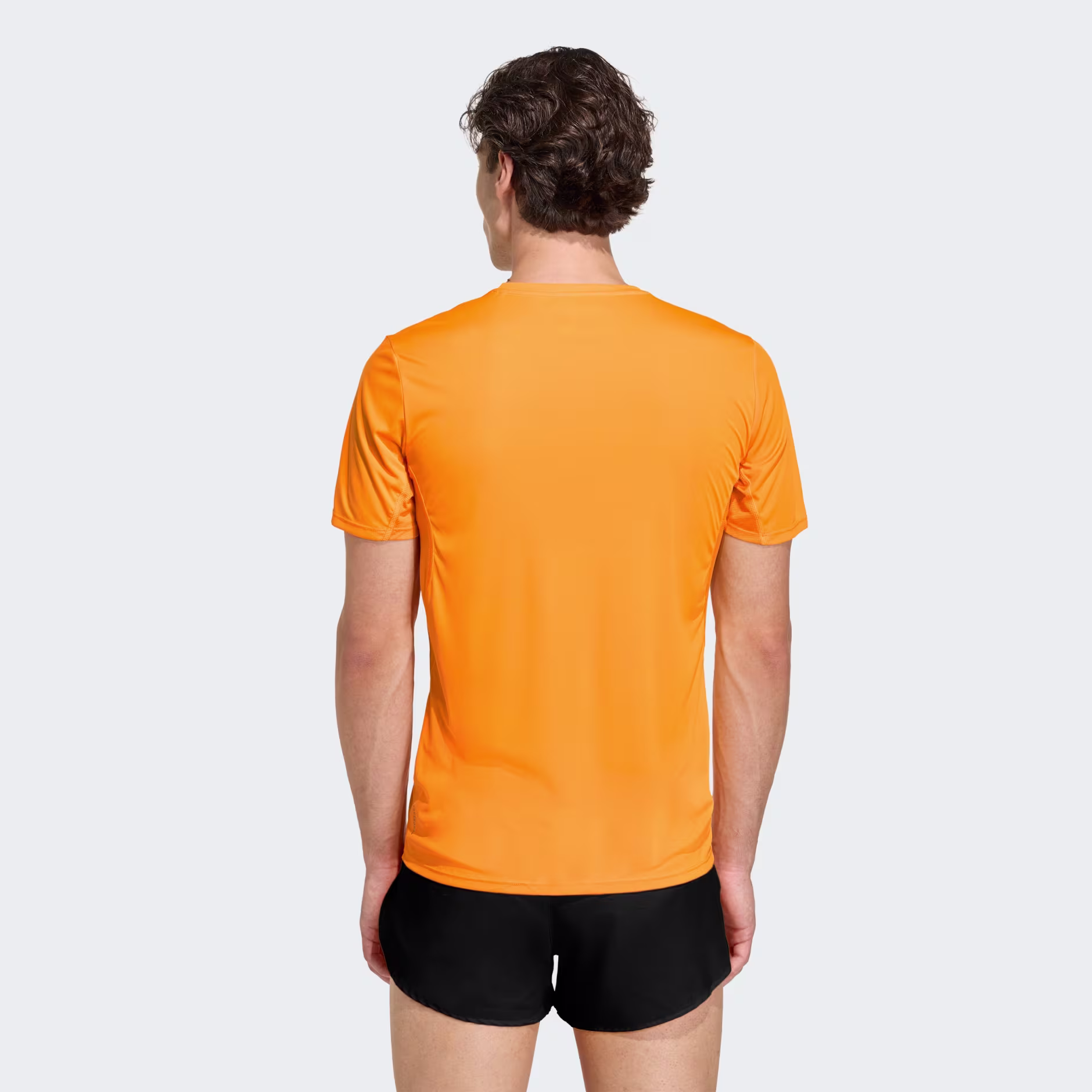 Adidas მამაკაცის მაისური