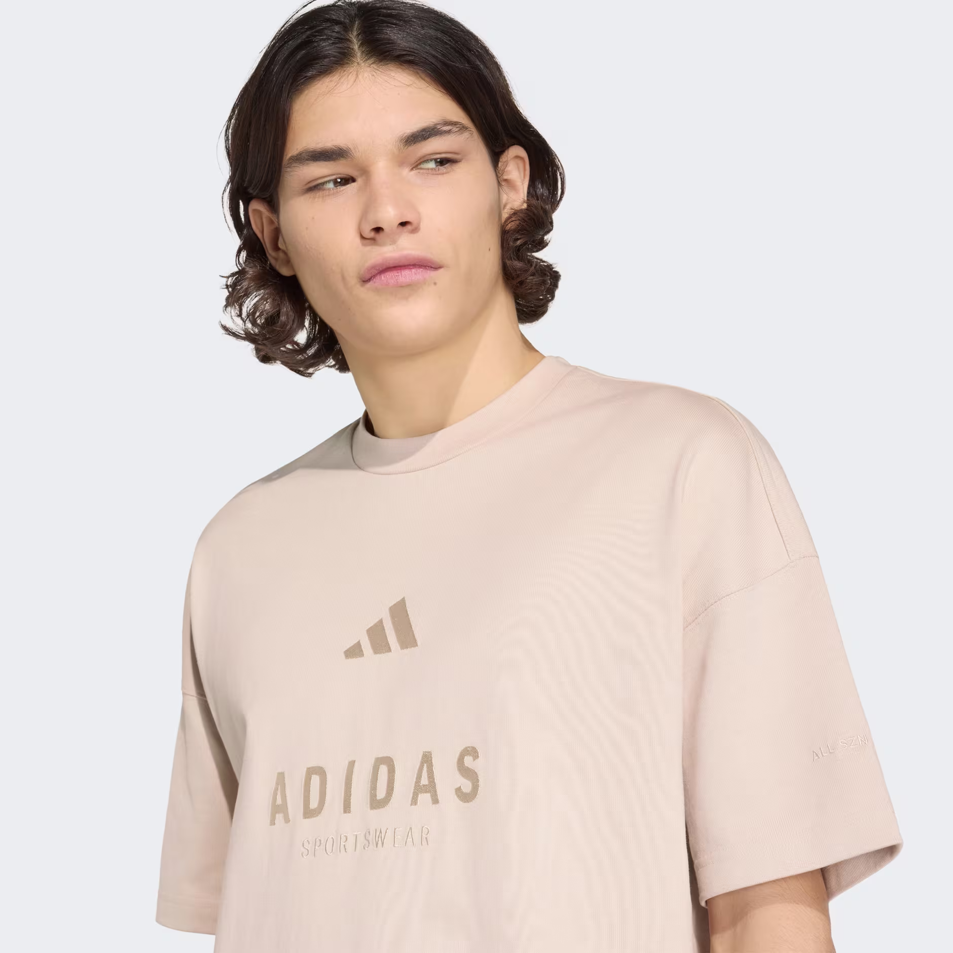 Adidas მამაკაცის მაისური