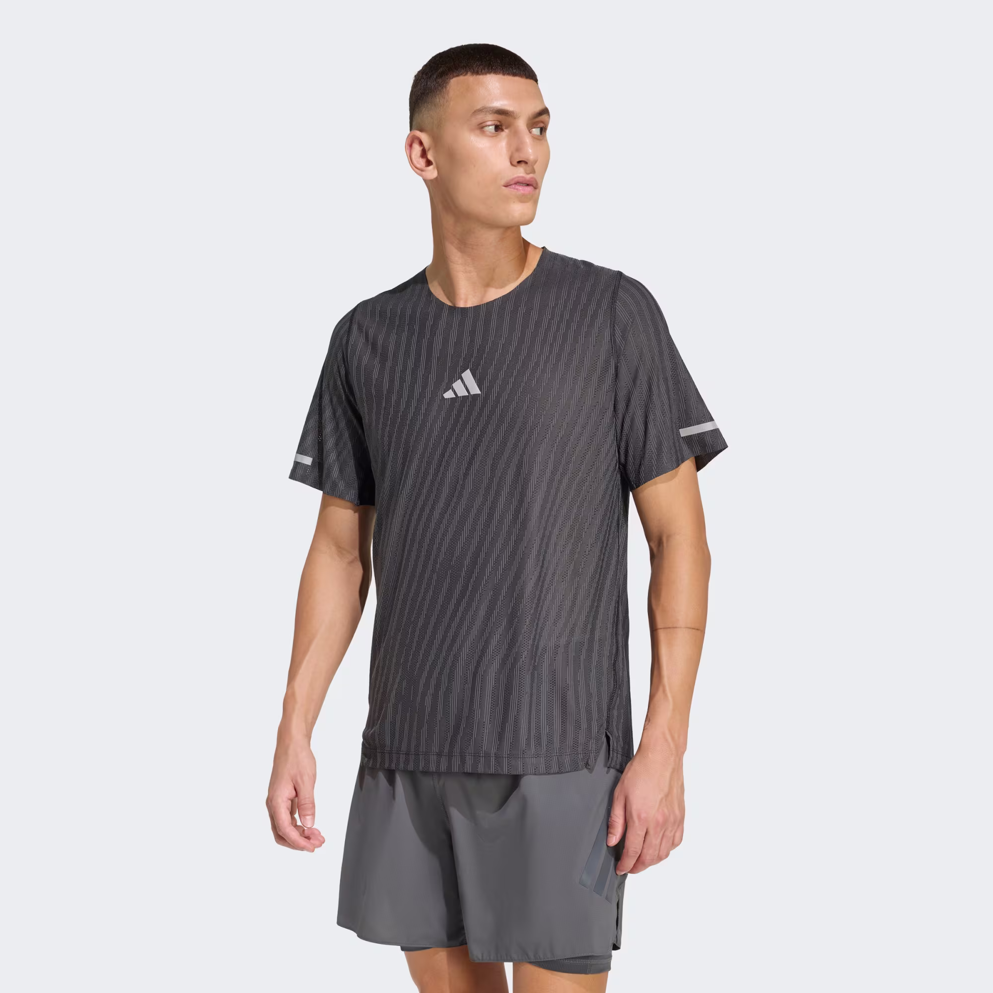 Adidas მამაკაცის მაისური