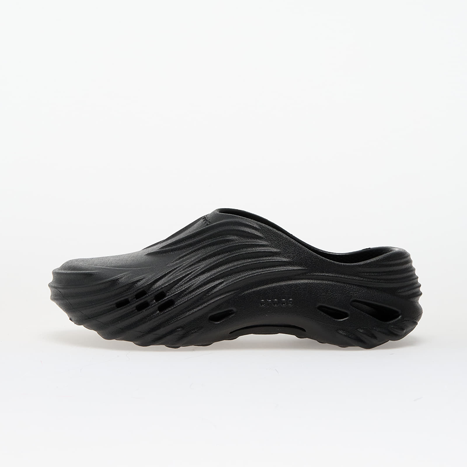 Crocs Echo Wave