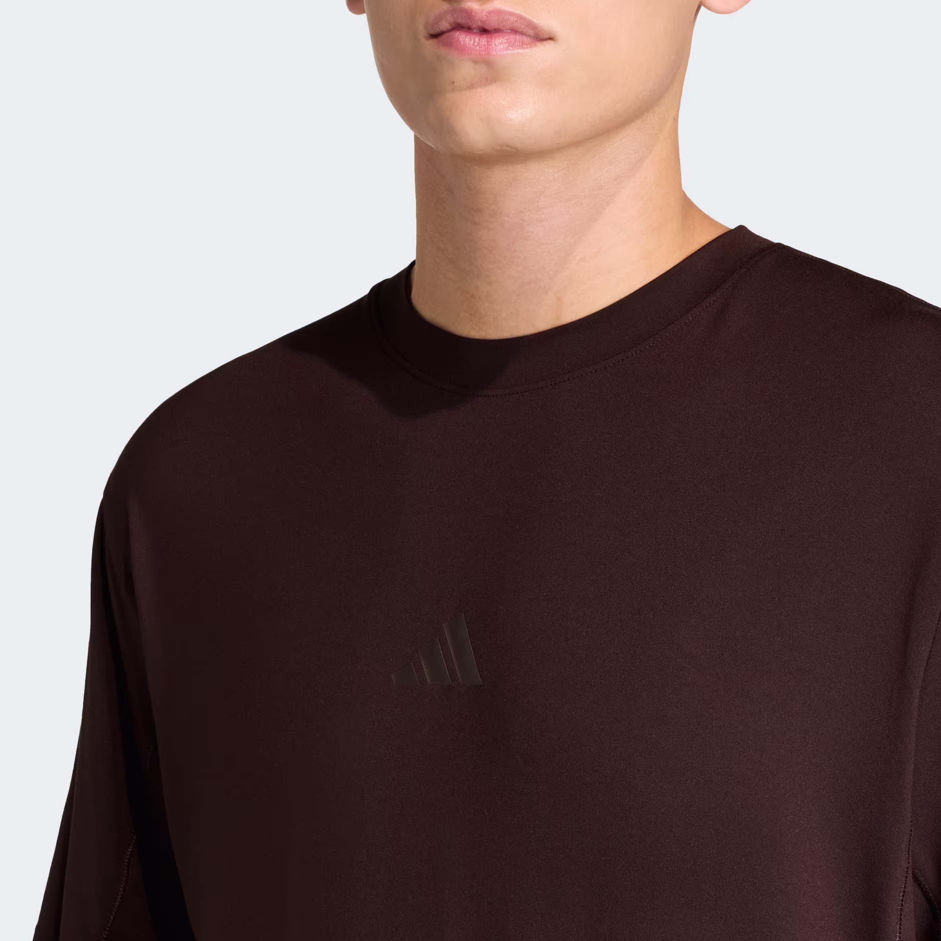 Adidas მამაკაცის მაისური