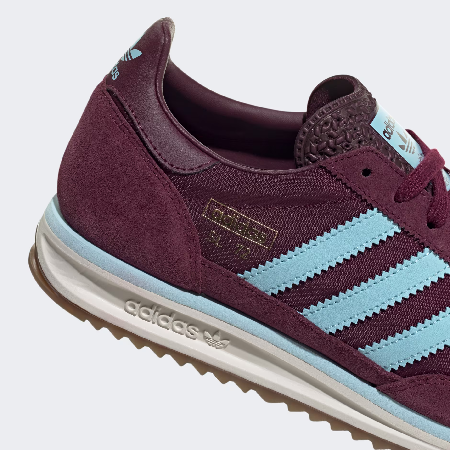 Adidas მამაკაცის სპორტული ფეხსაცმელი