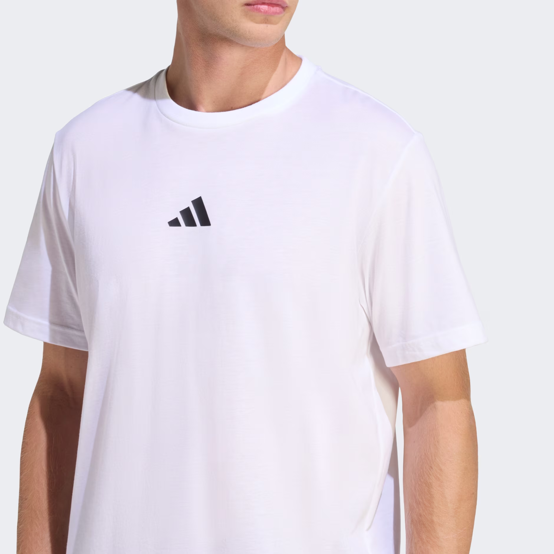 Adidas მამაკაცის მაისური