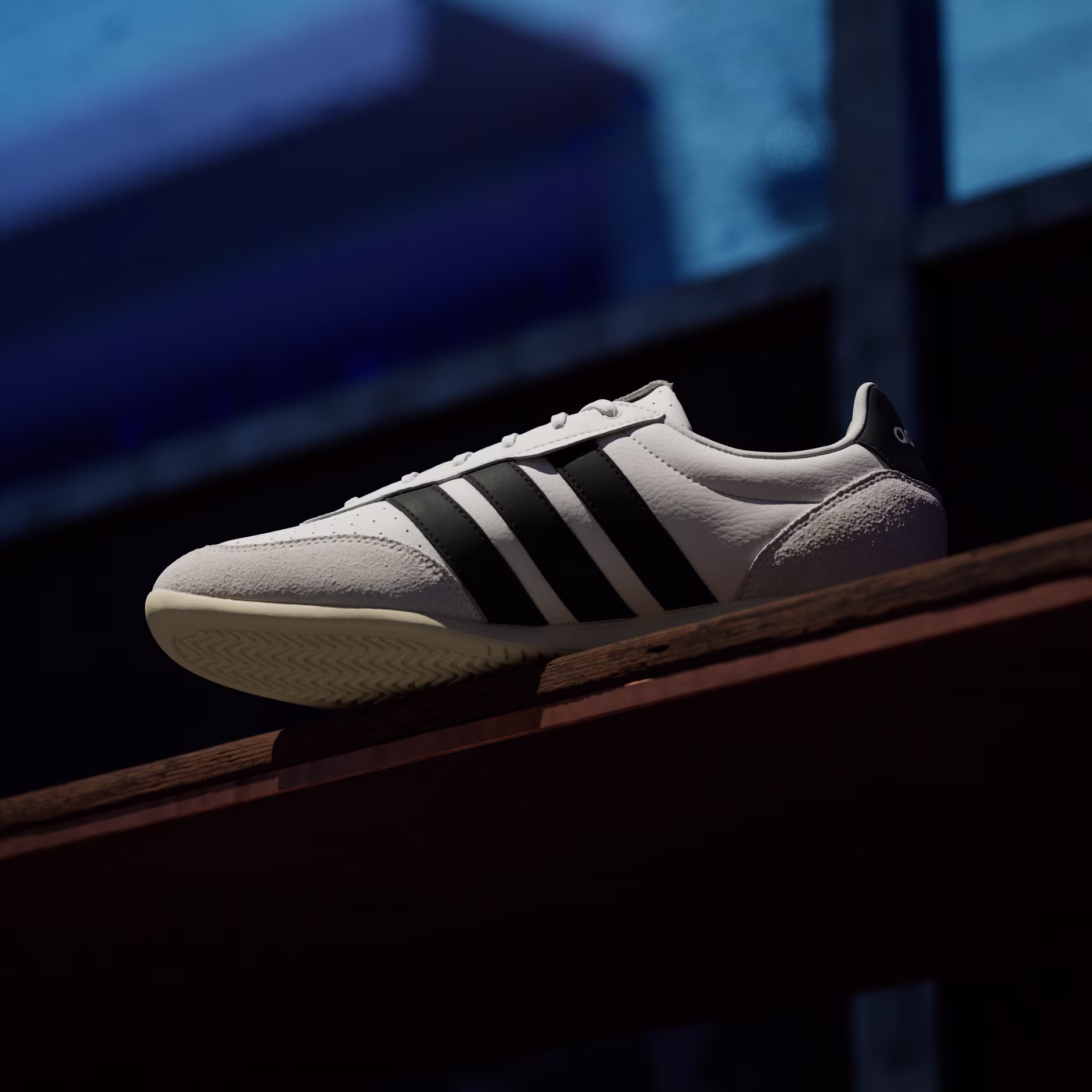 Adidas მამაკაცის სპორტული ფეხსაცმელი