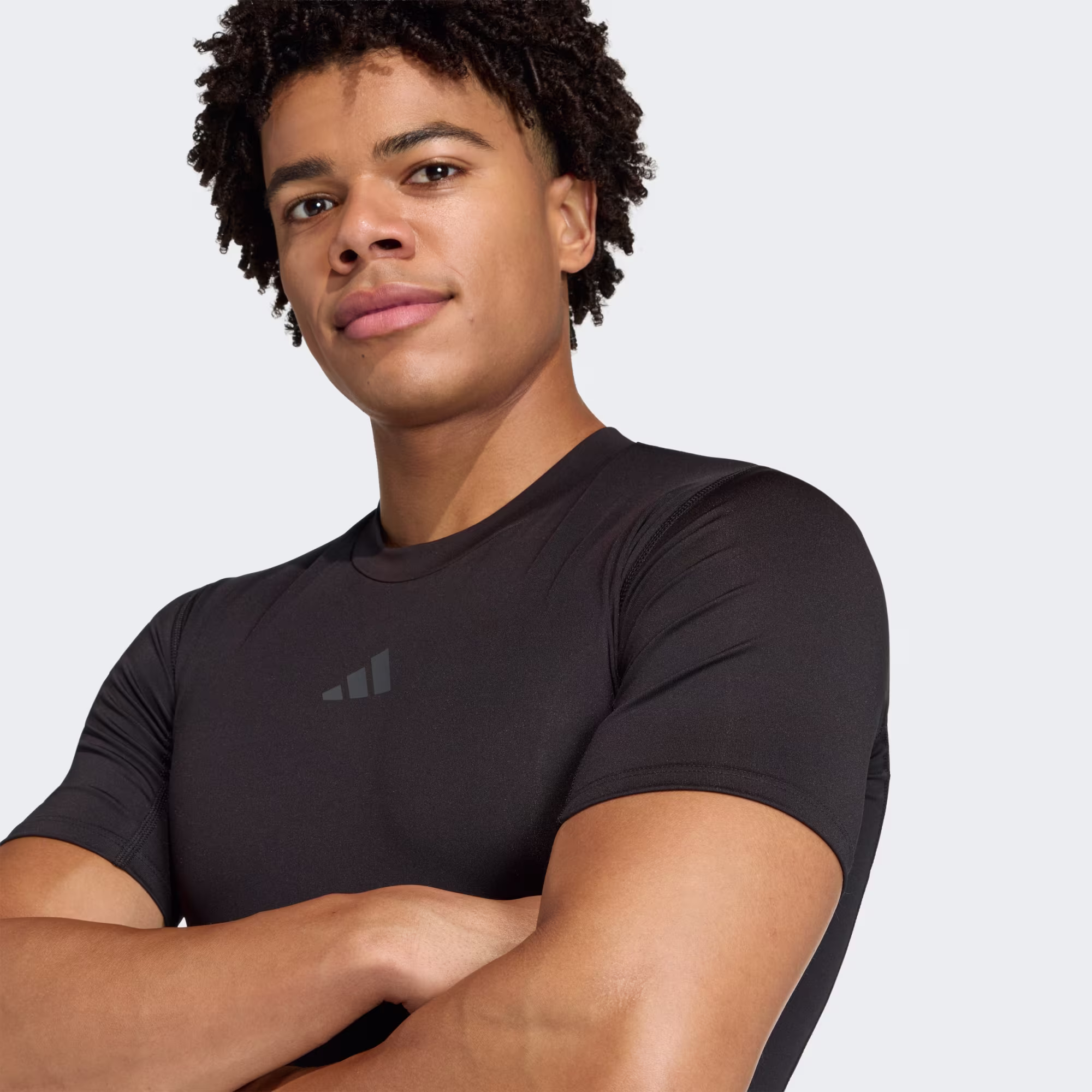Adidas მამაკაცის მაისური