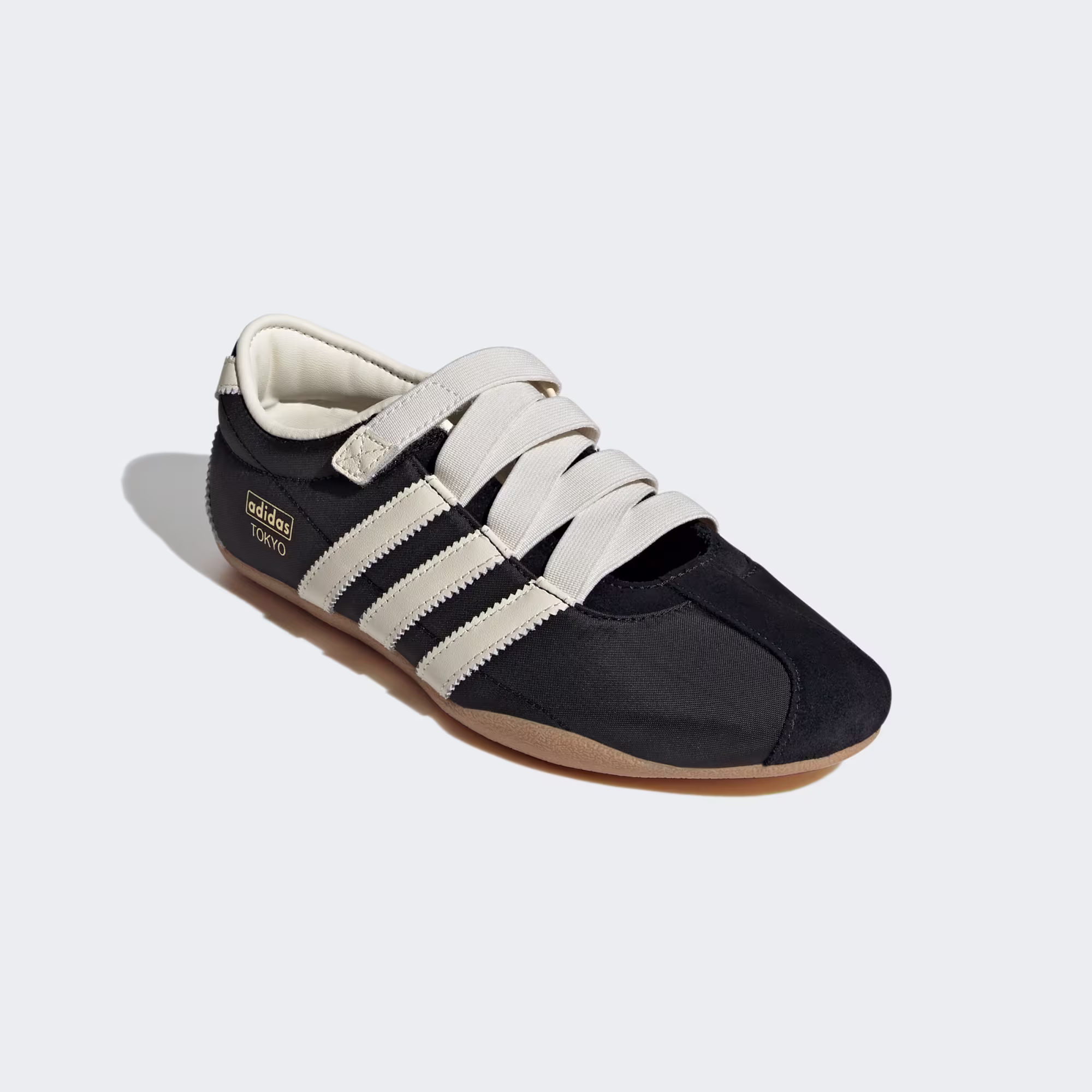 Adidas ქალის სპორტული ფეხსაცმელი