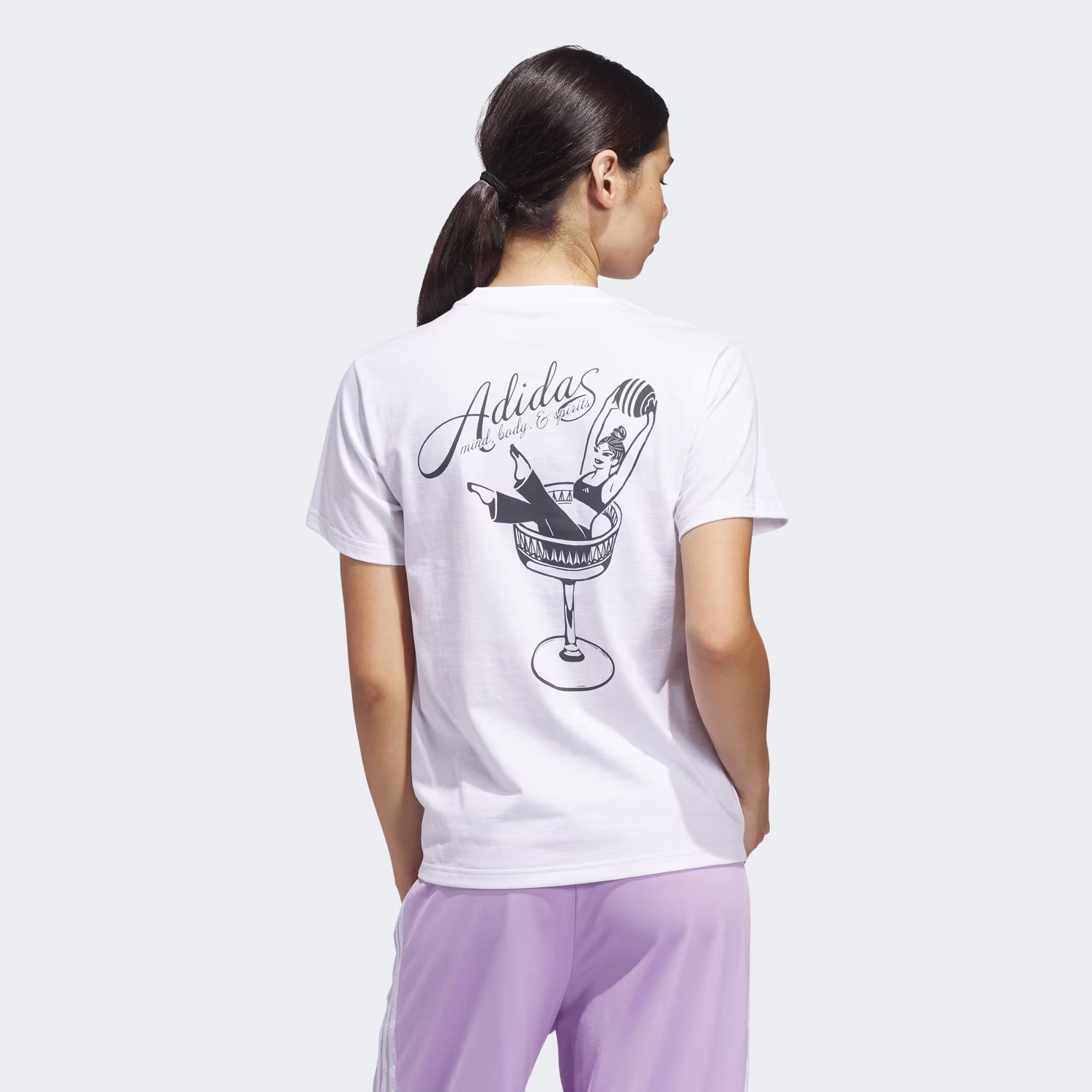 Adidas ქალის მაისური