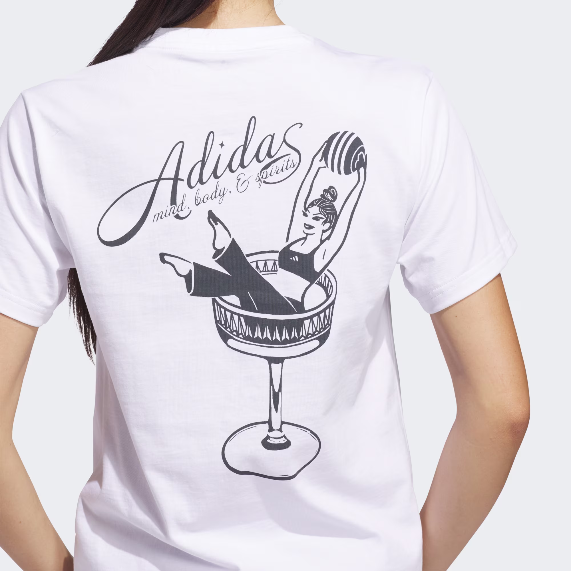 Adidas ქალის მაისური