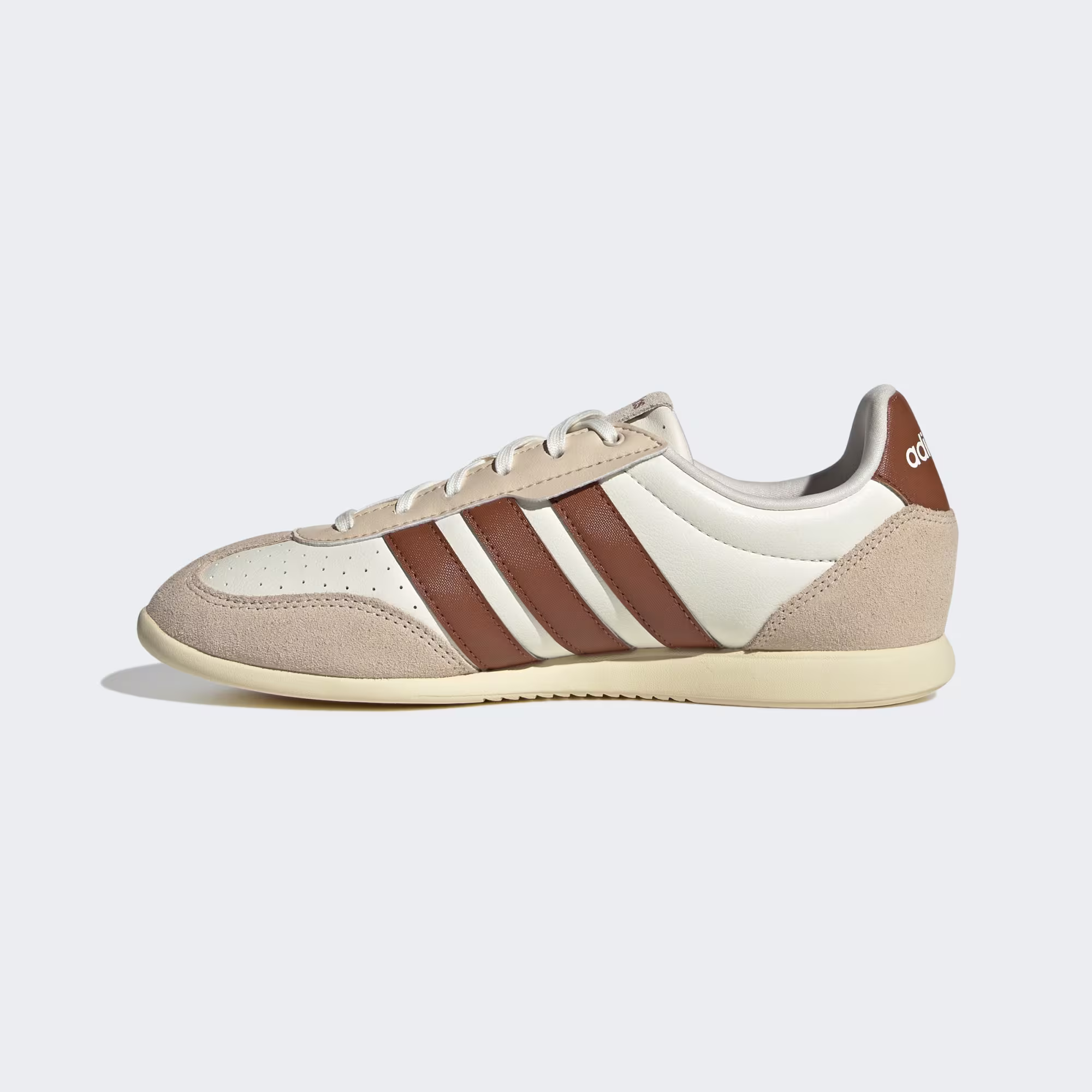 Adidas ქალის სპორტული ფეხსაცმელი