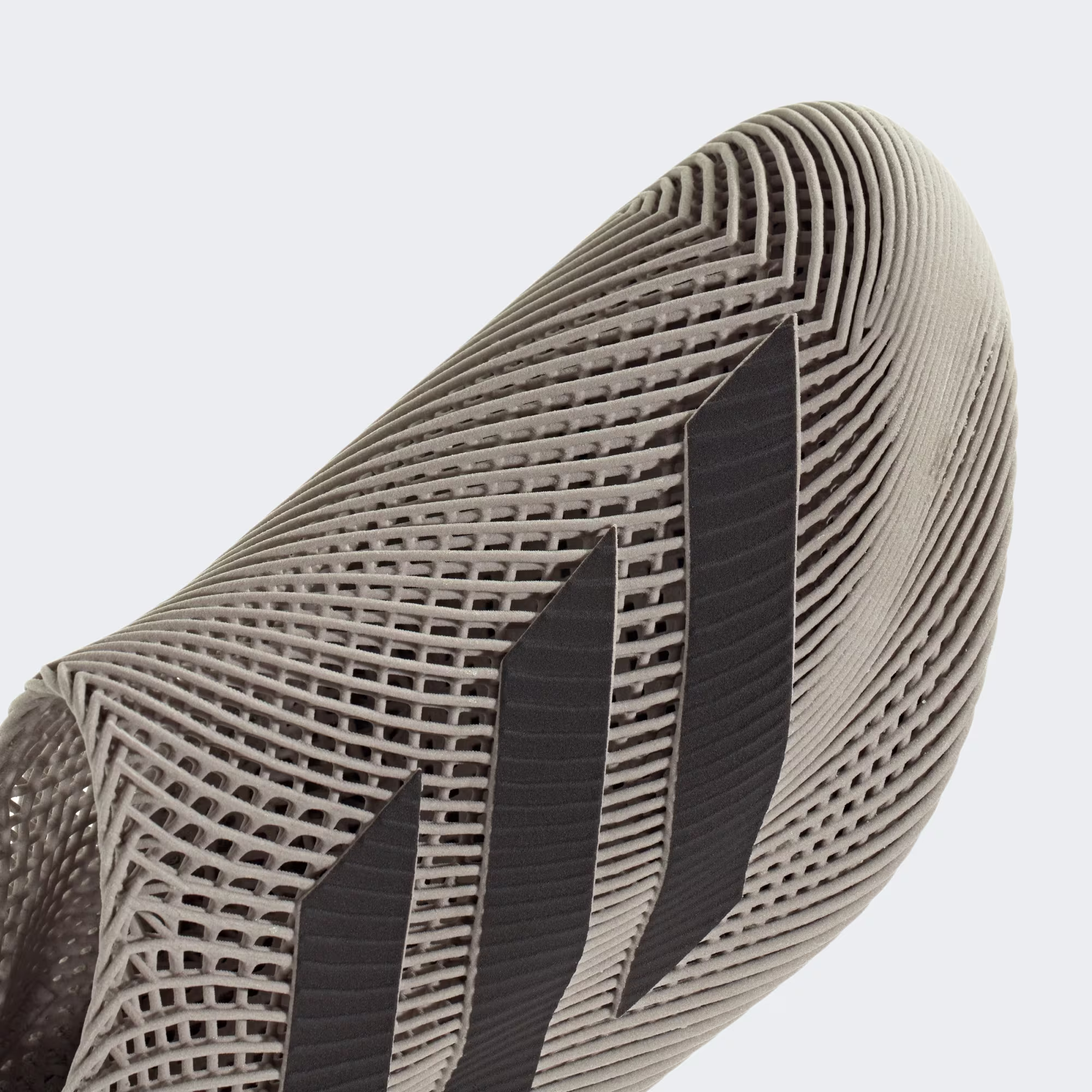 Adidas მამაკაცის სპორტული ფეხსაცმელი