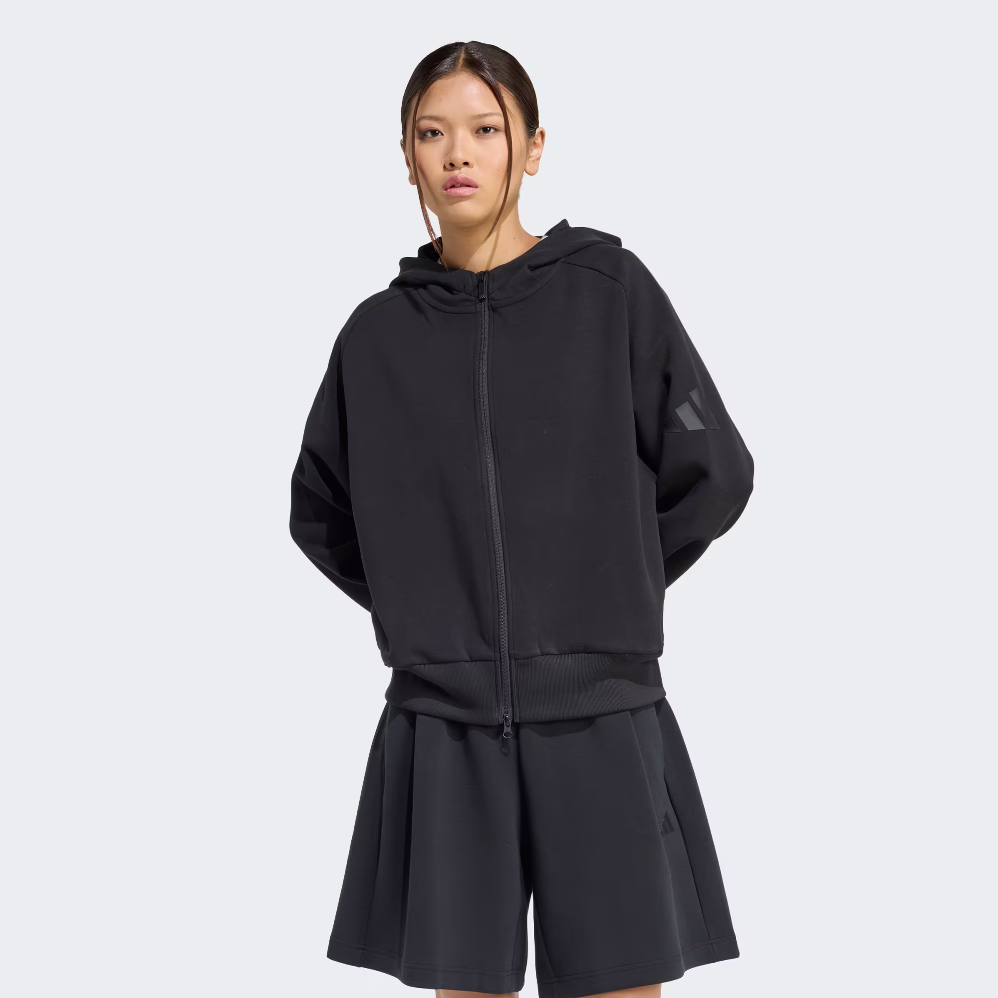 Adidas ქალის ჯემპრი