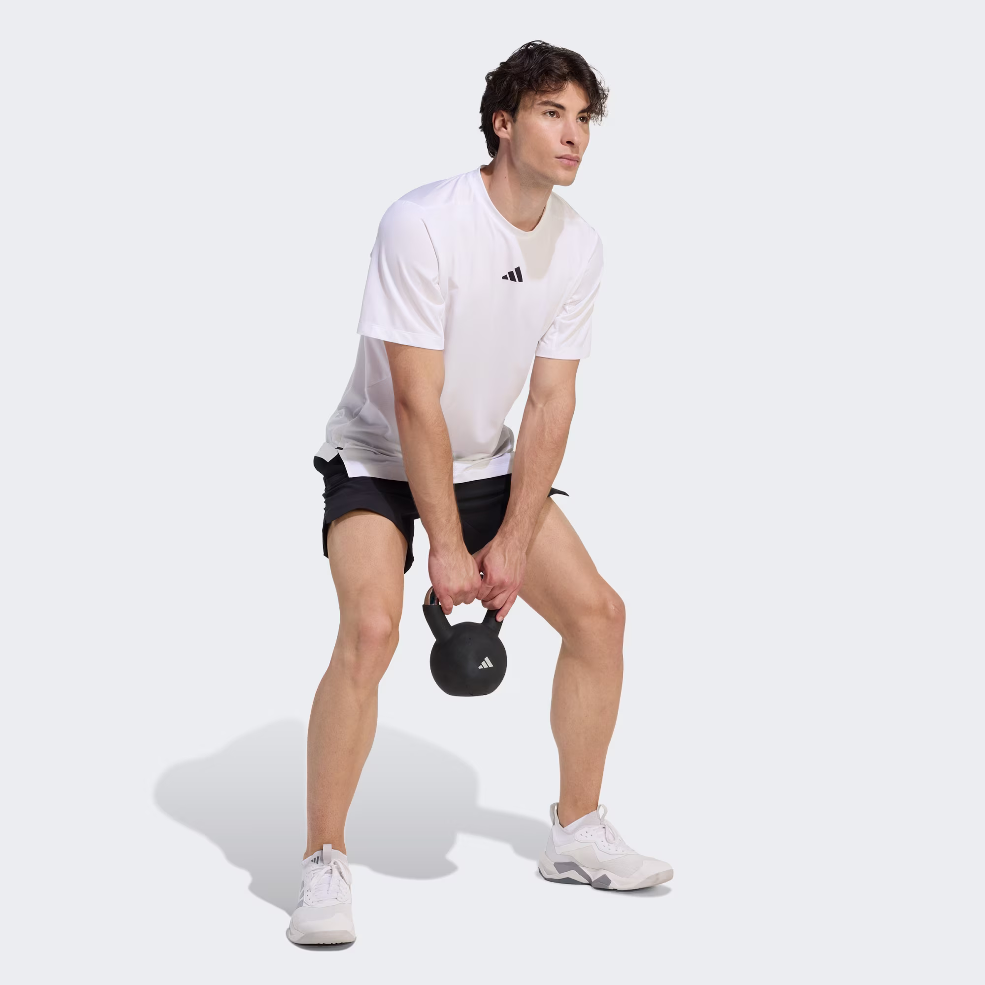 Adidas მამაკაცის მაისური