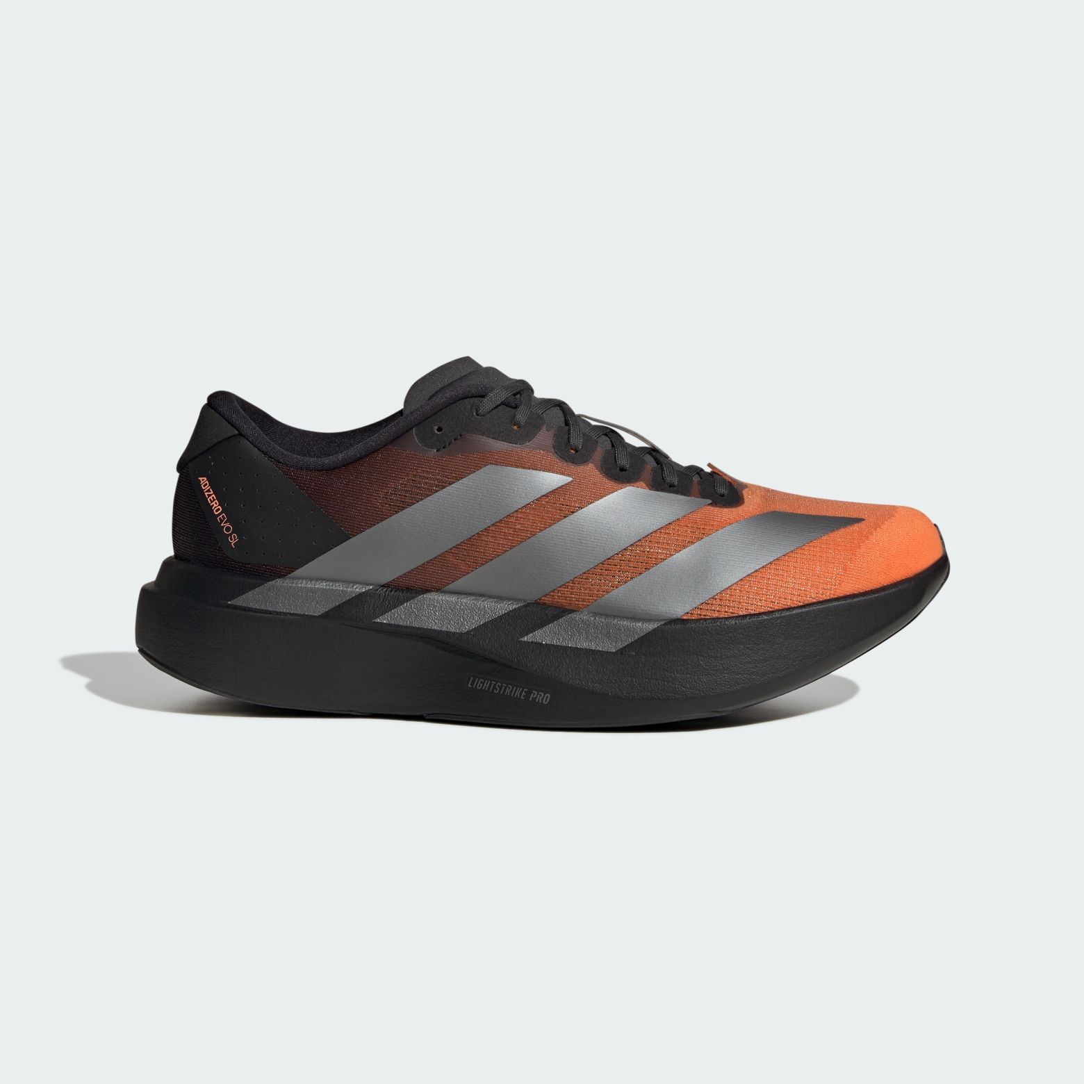 Adidas მამაკაცის სპორტული ფეხსაცმელი