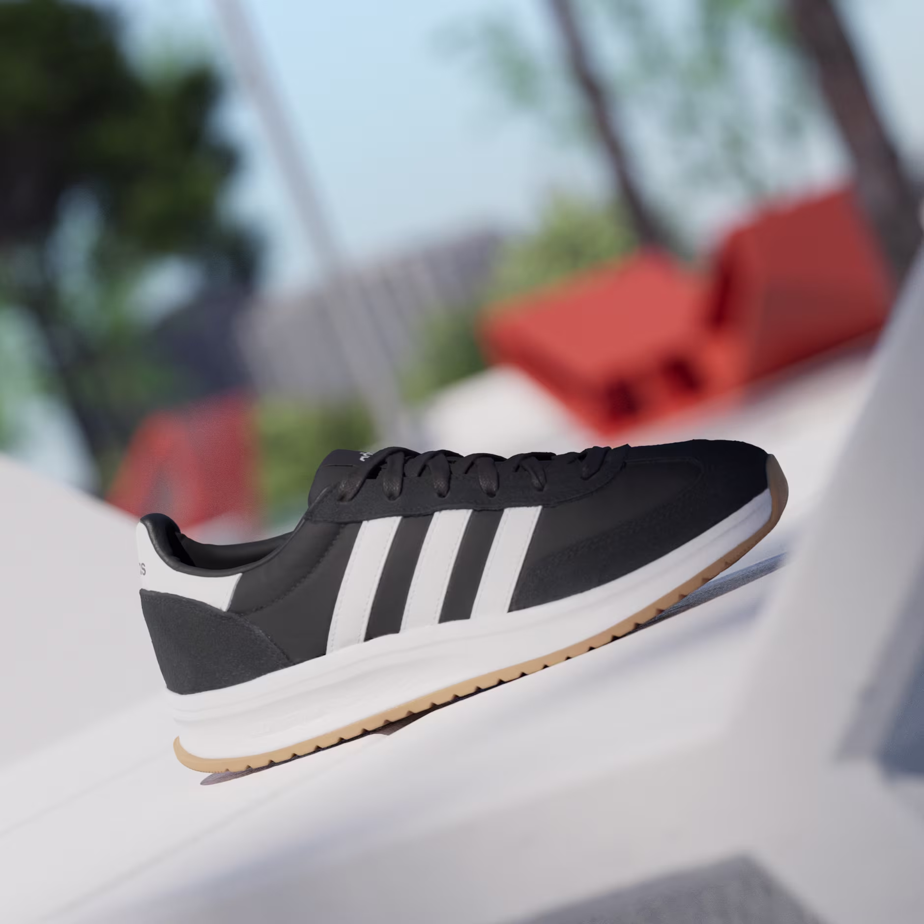 Adidas ქალის სპორტული ფეხსაცმელი RUN 70s 2.0