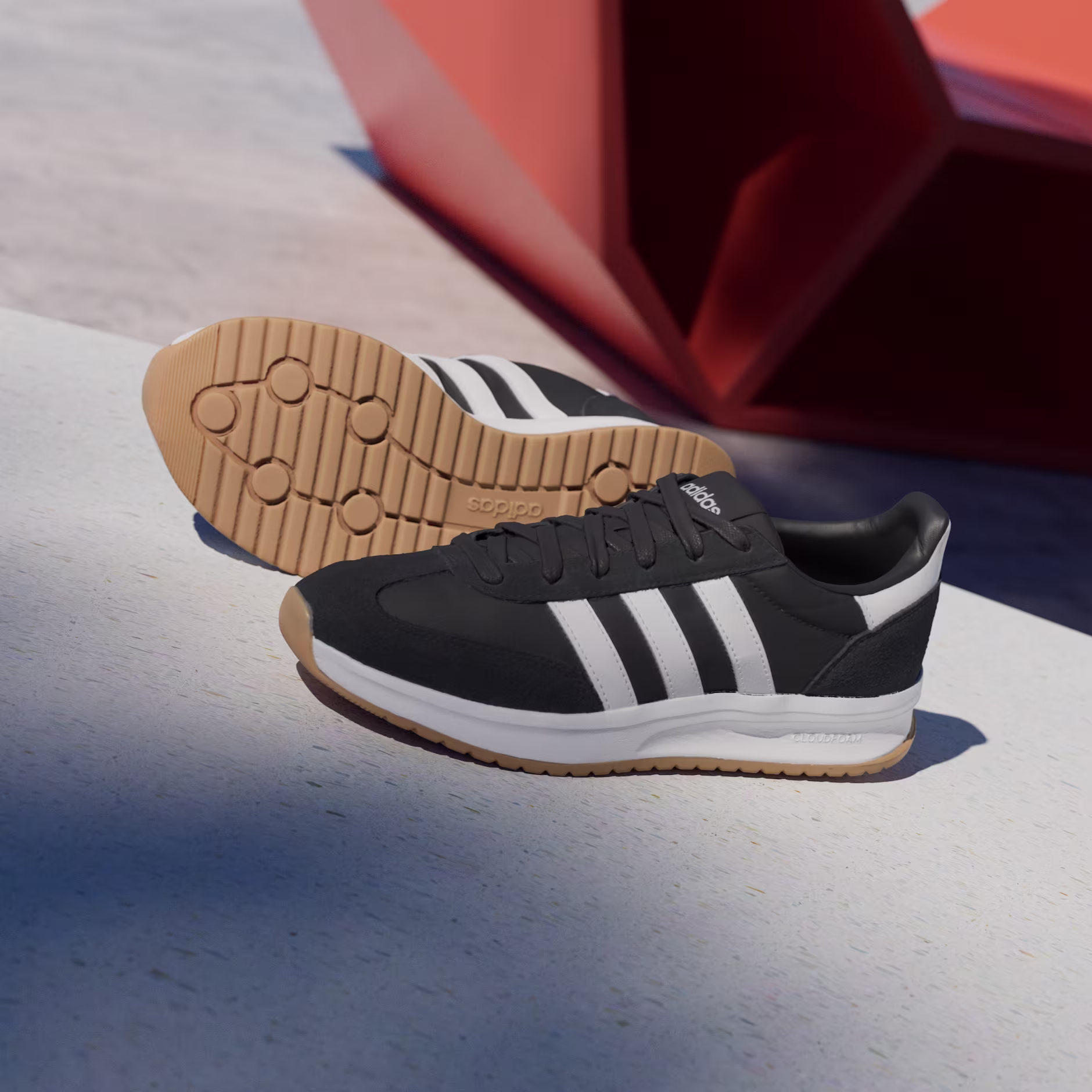 Adidas ქალის სპორტული ფეხსაცმელი RUN 70s 2.0