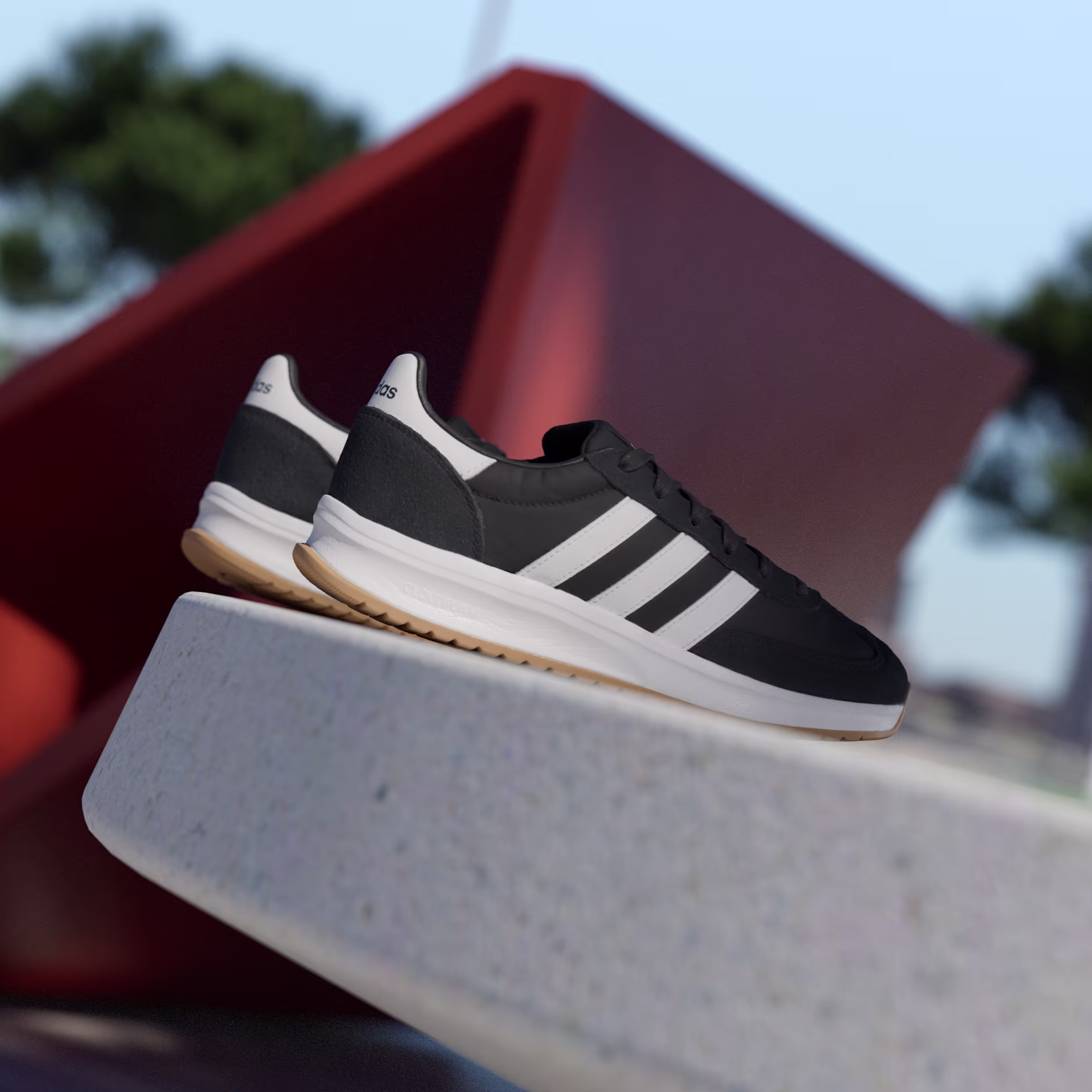 Adidas ქალის სპორტული ფეხსაცმელი RUN 70s 2.0