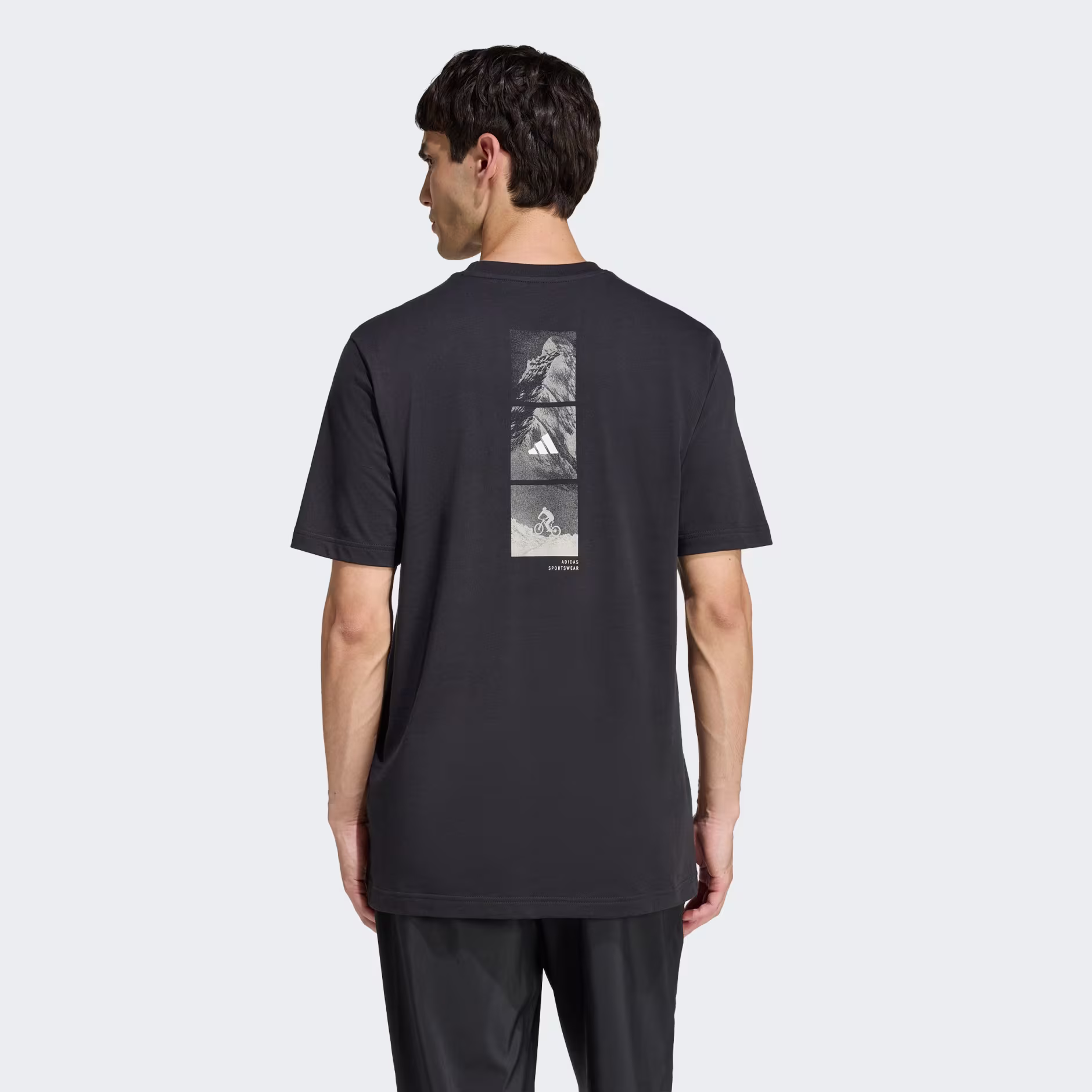 Adidas მამაკაცის მაისური