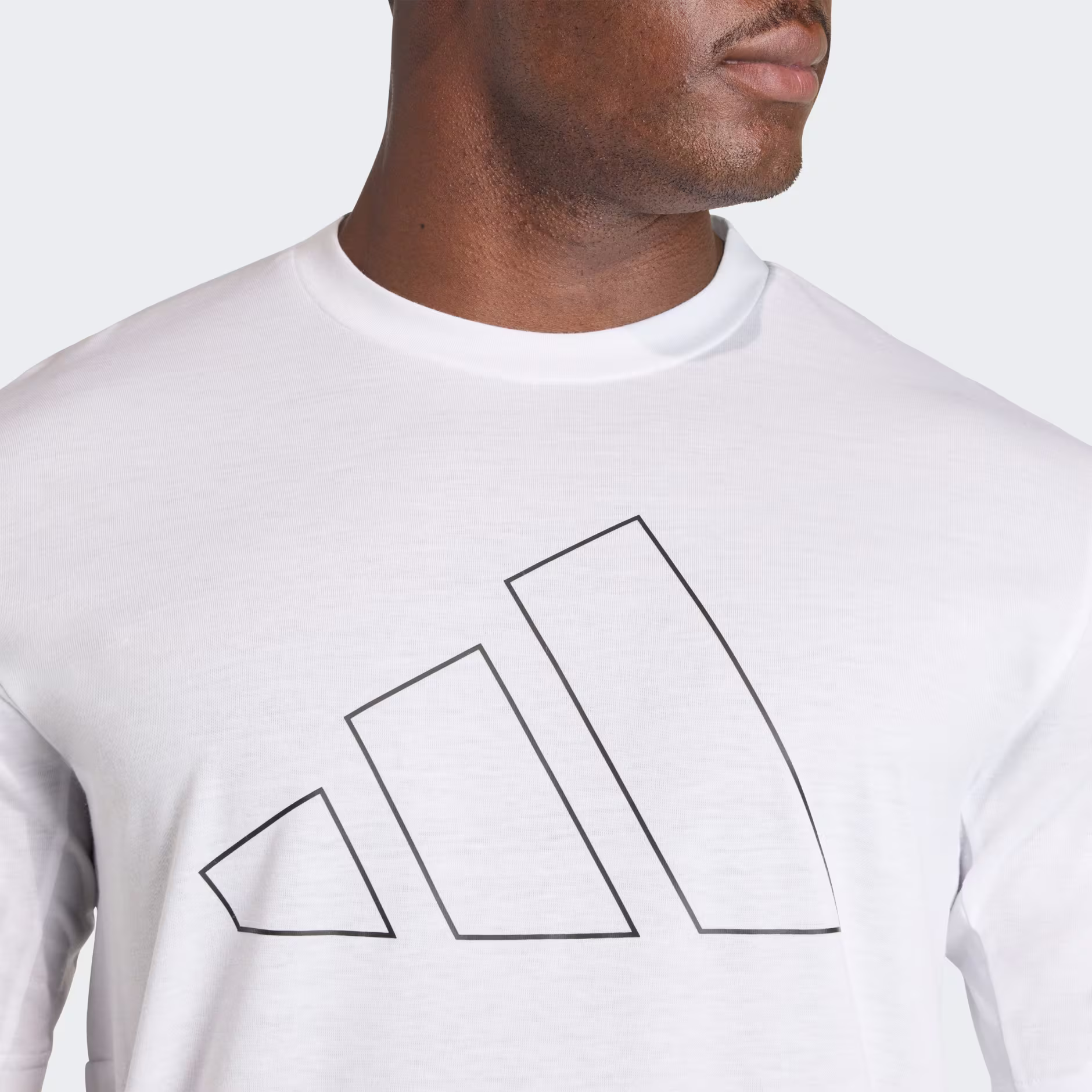 Adidas მამაკაცის მაისური