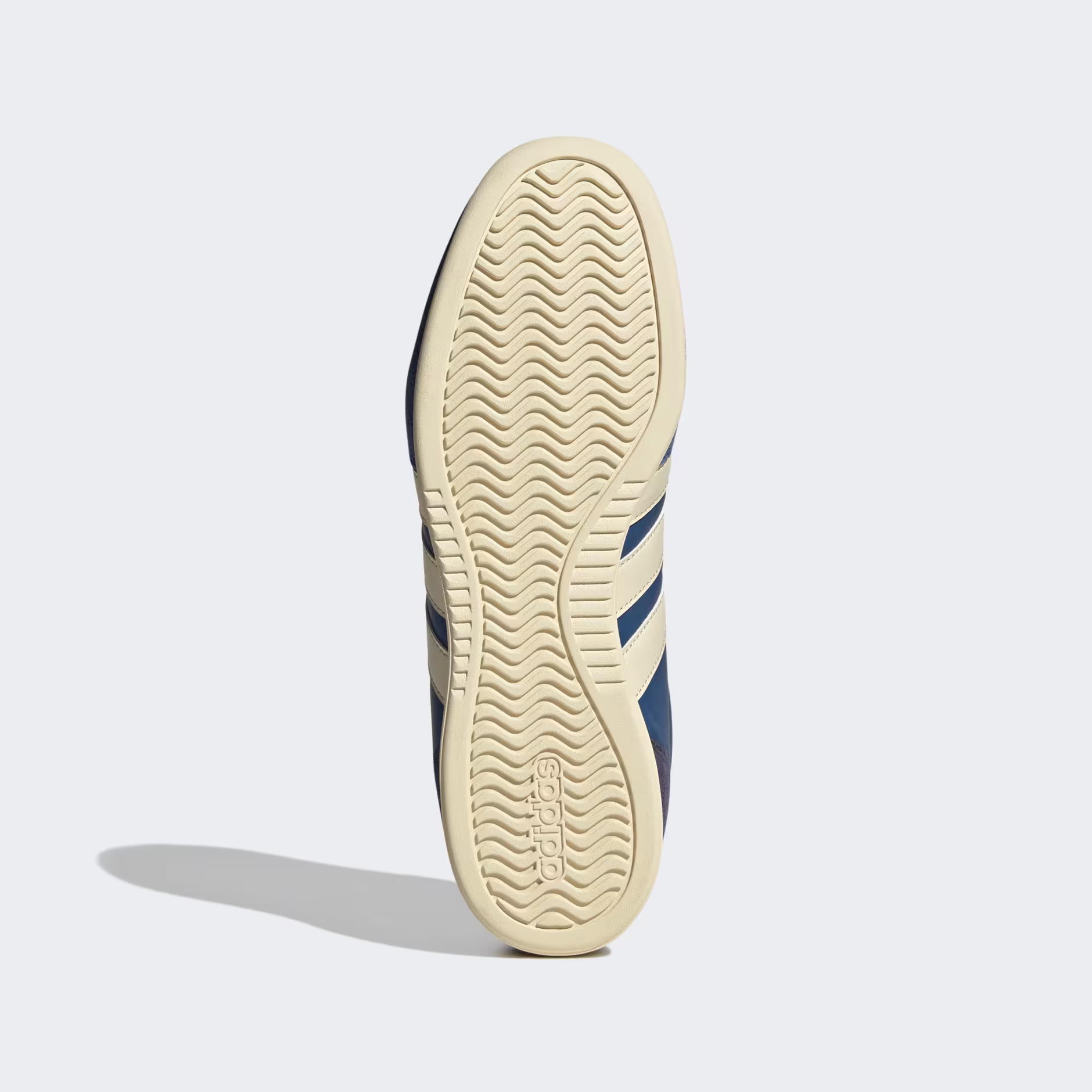 Adidas მამაკაცის სპორტული ფეხსაცმელი