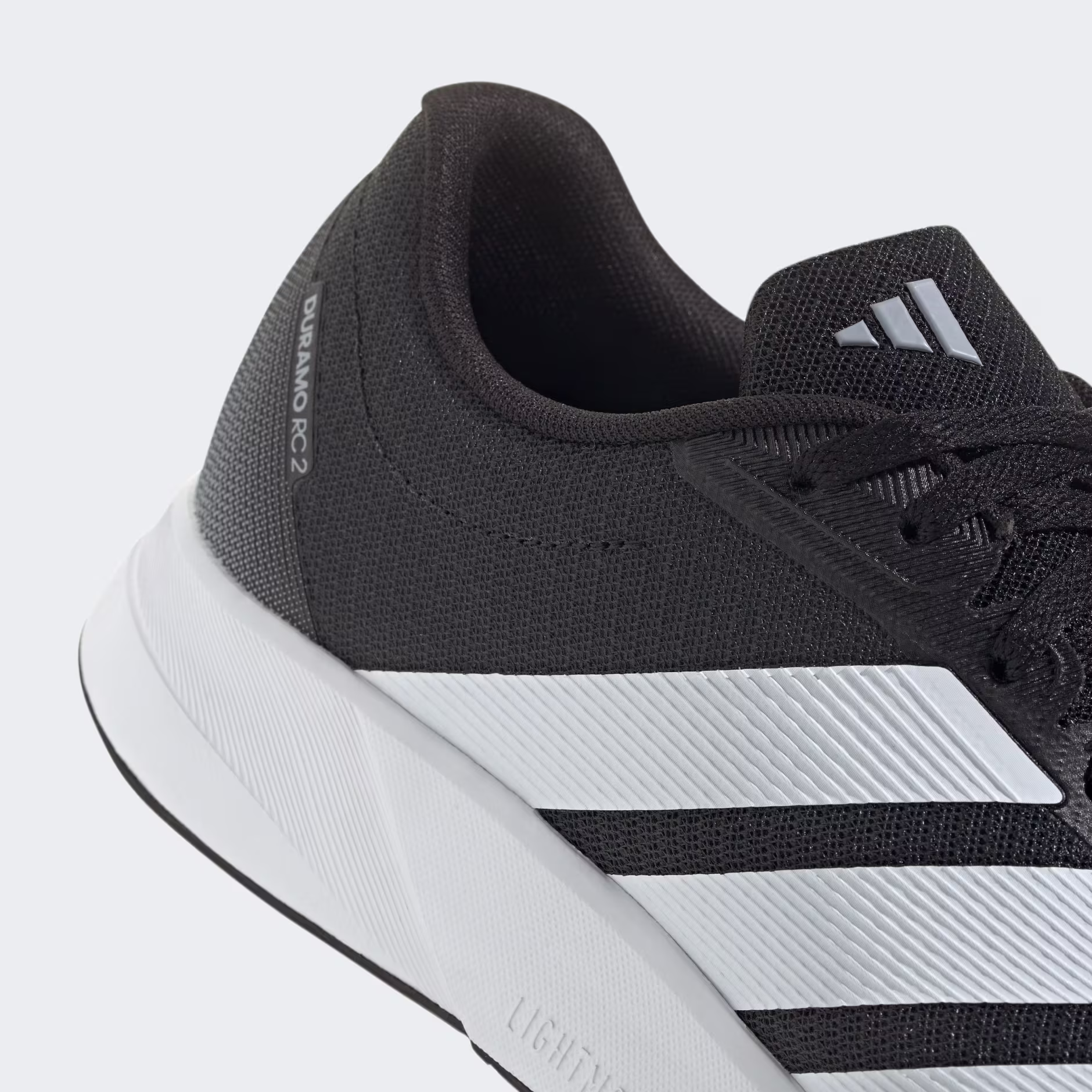 Adidas მამაკაცის სპორტული ფეხსაცმელი