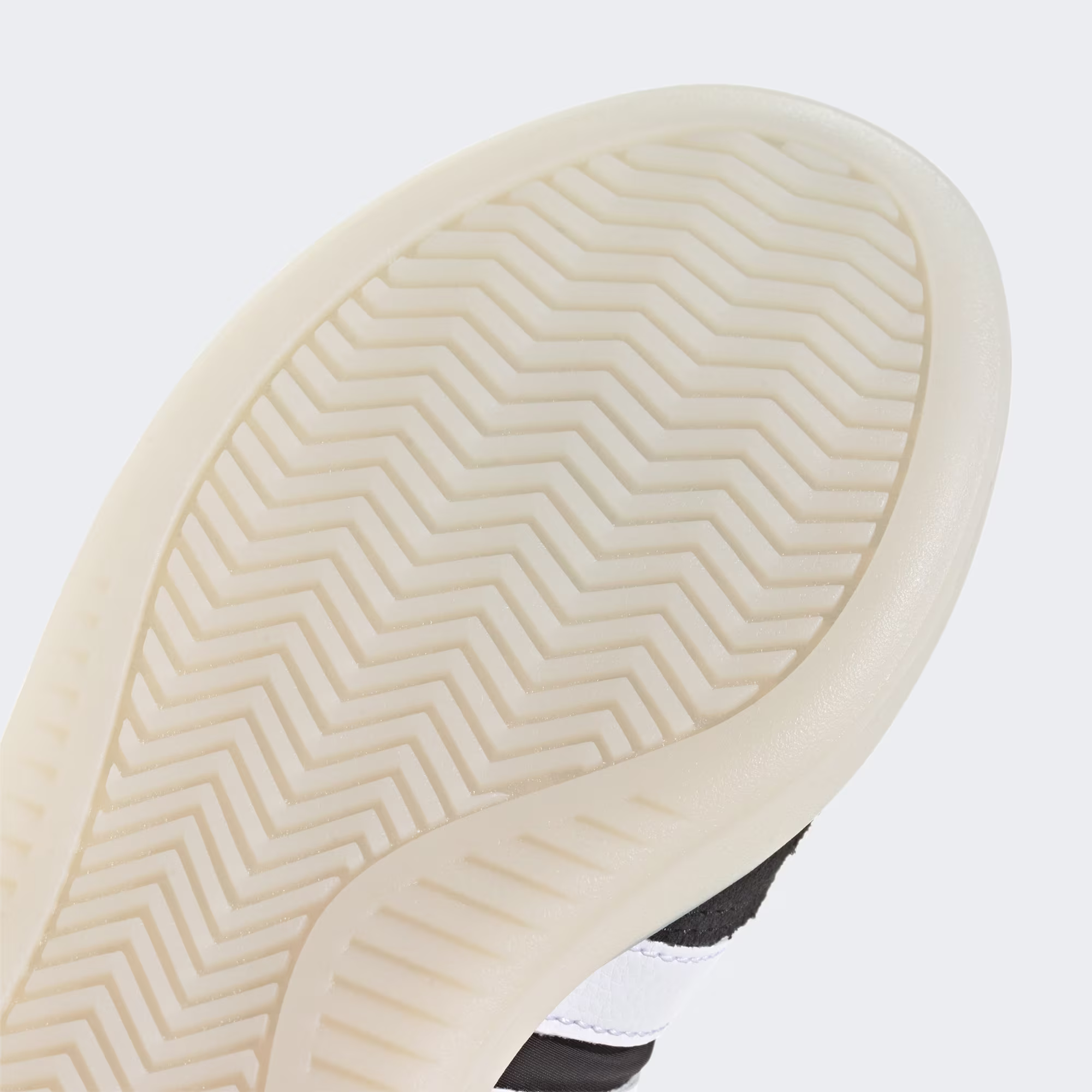 Adidas ბავშვის სპორტული ფეხსაცმელი