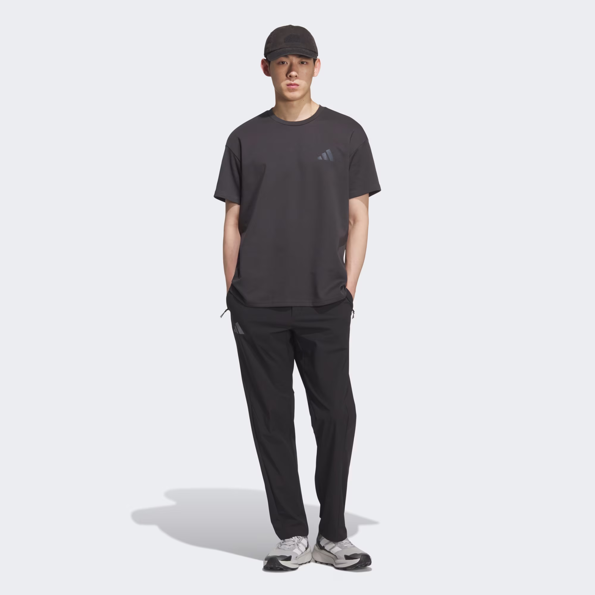Adidas მამაკაცის მაისური