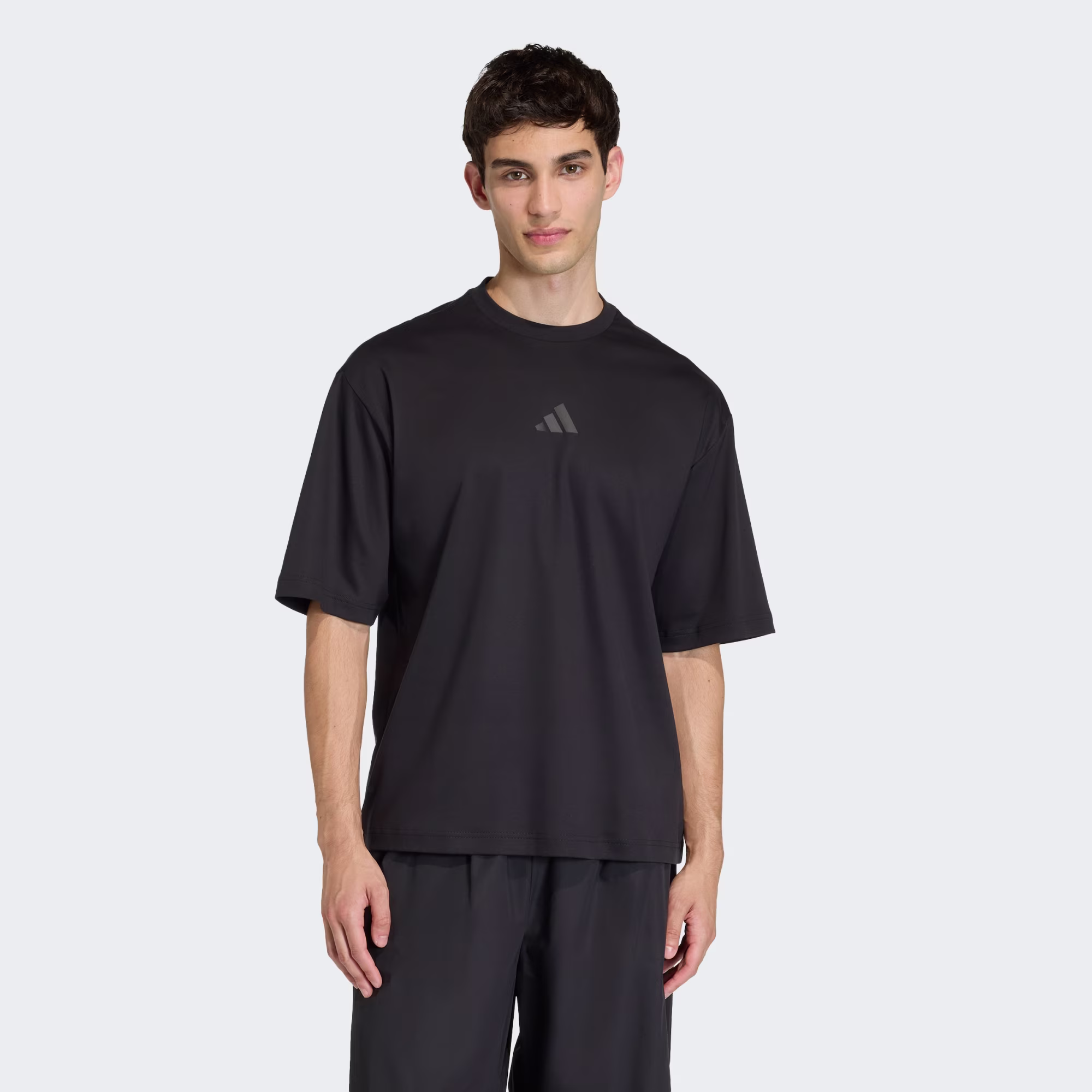 Adidas მამაკაცის მაისური