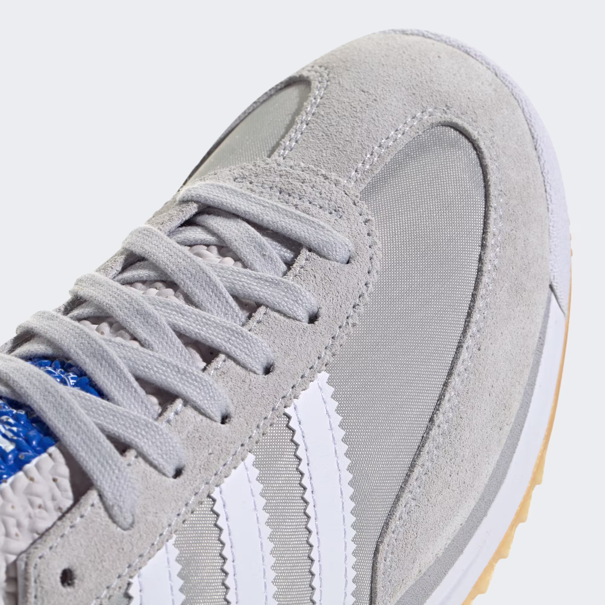 Adidas მამაკაცის სპორტული ფეხსაცმელი